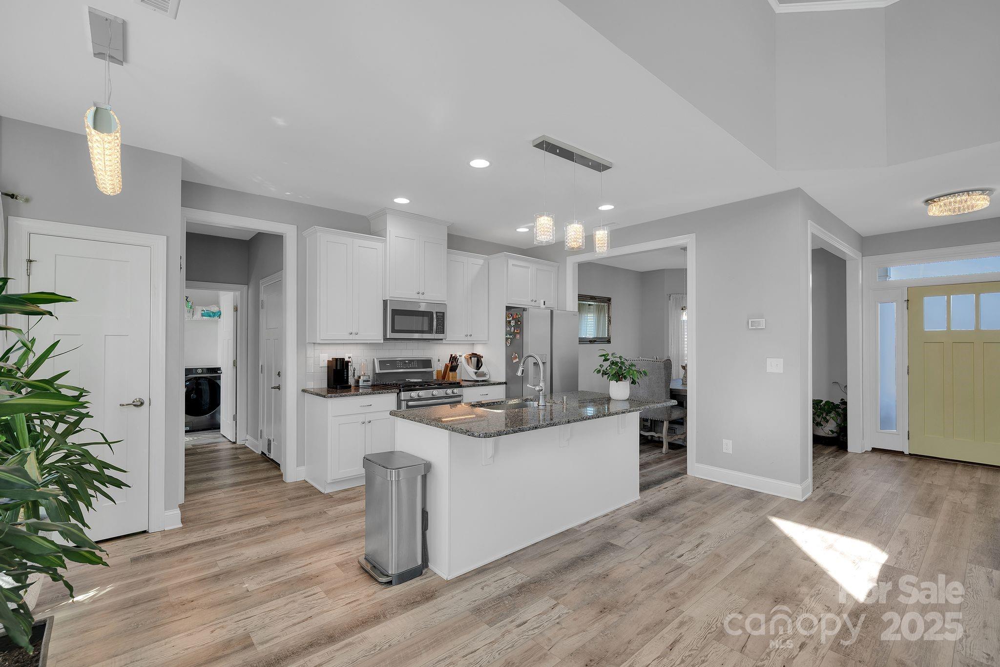 Kings View - Residential