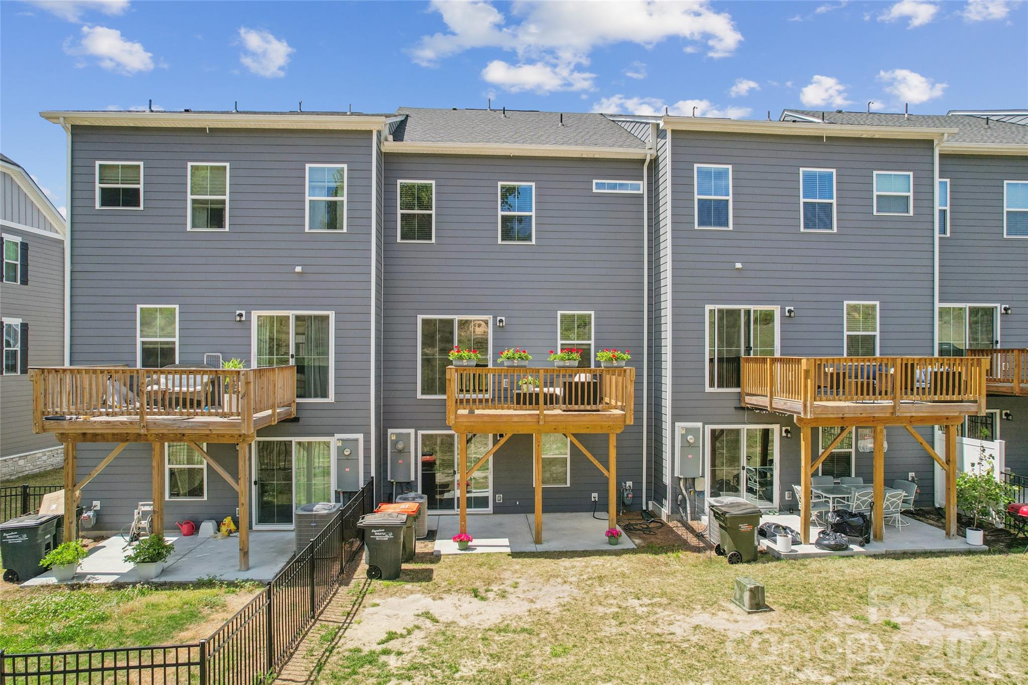 Trinity Townes - Residential