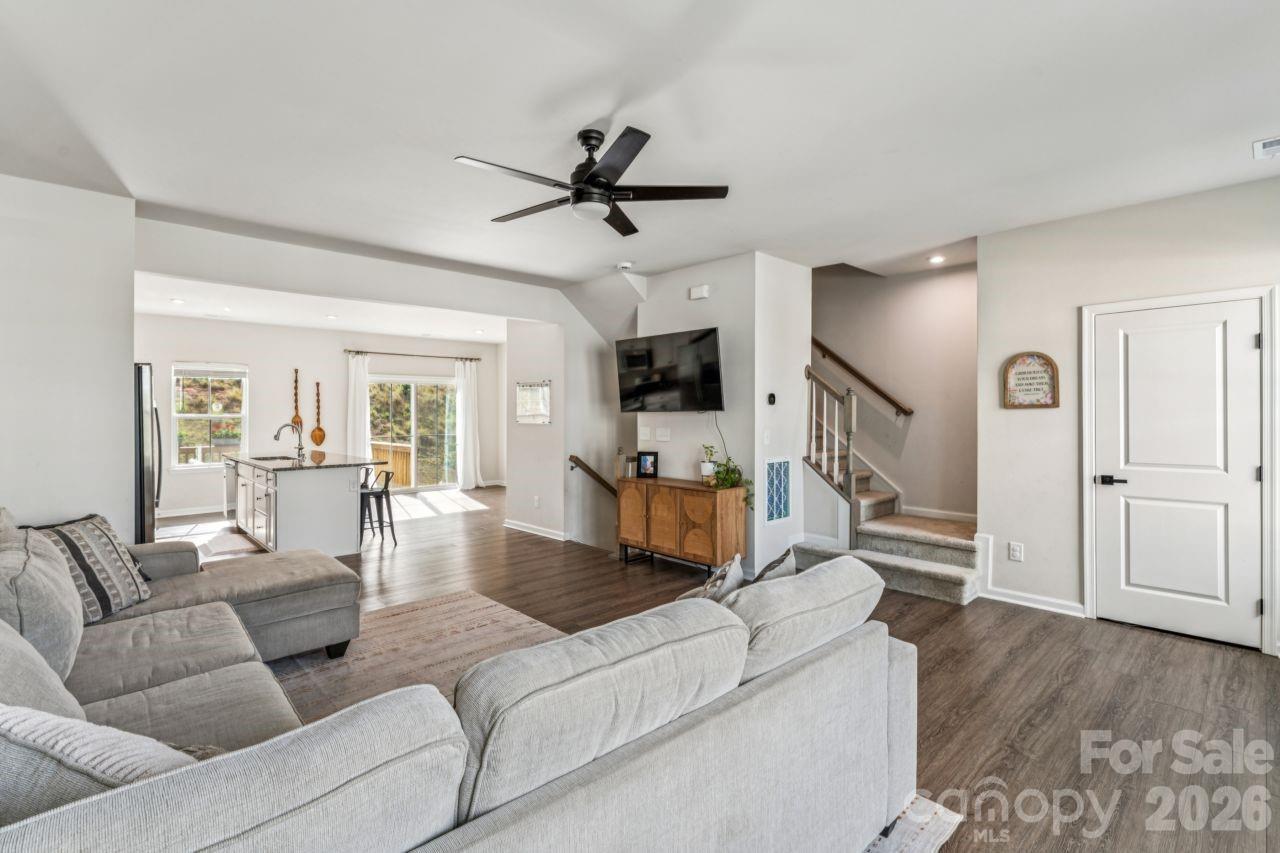 Trinity Townes - Residential