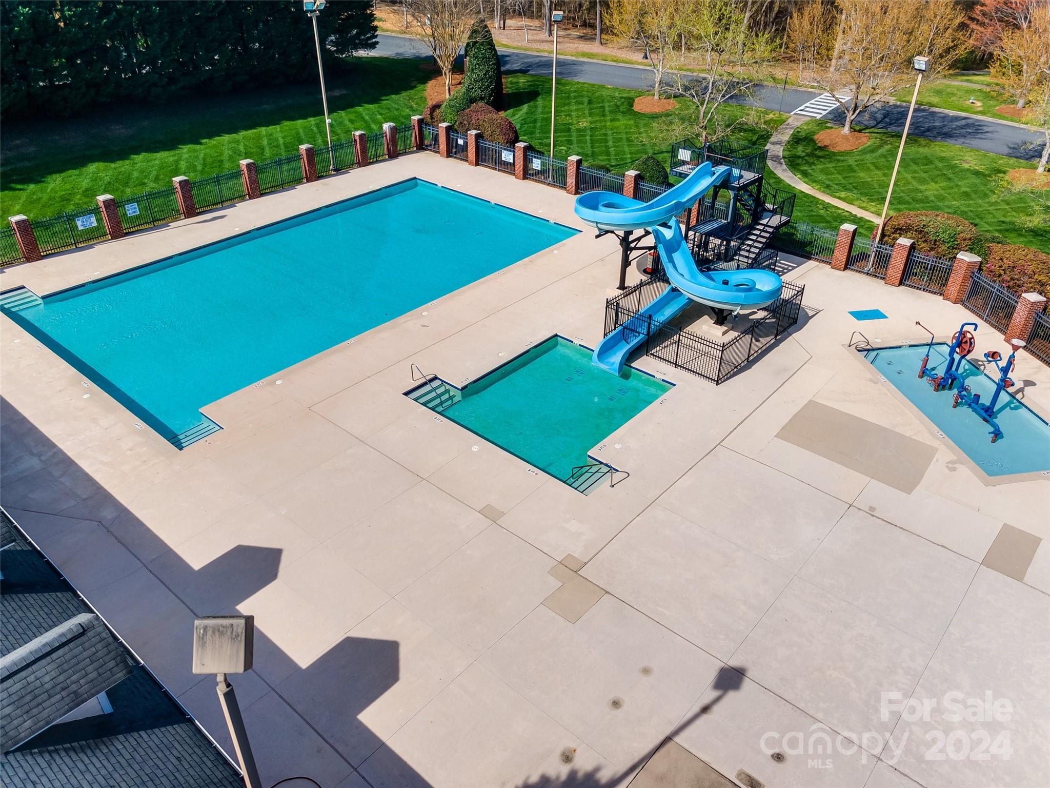 Laurel Creek - Residential