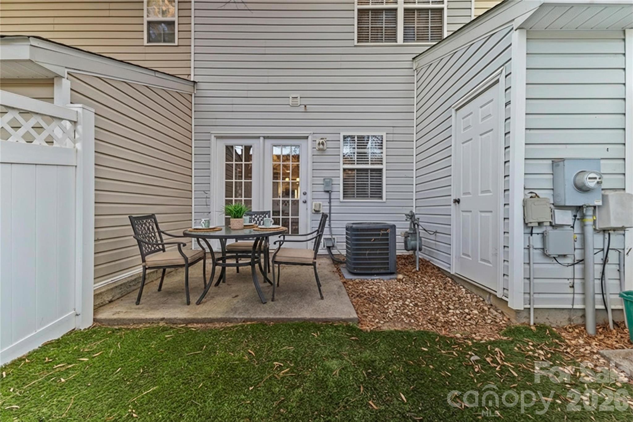 Holly Ridge - Residential