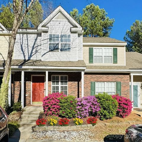 10923 Holly Ridge Boulevard Charlotte NC 28216