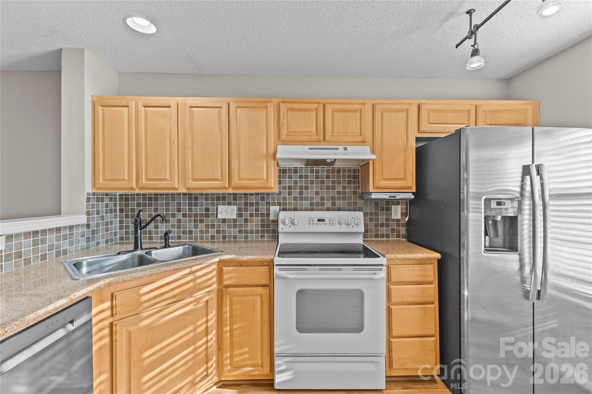 Holly Ridge - Residential