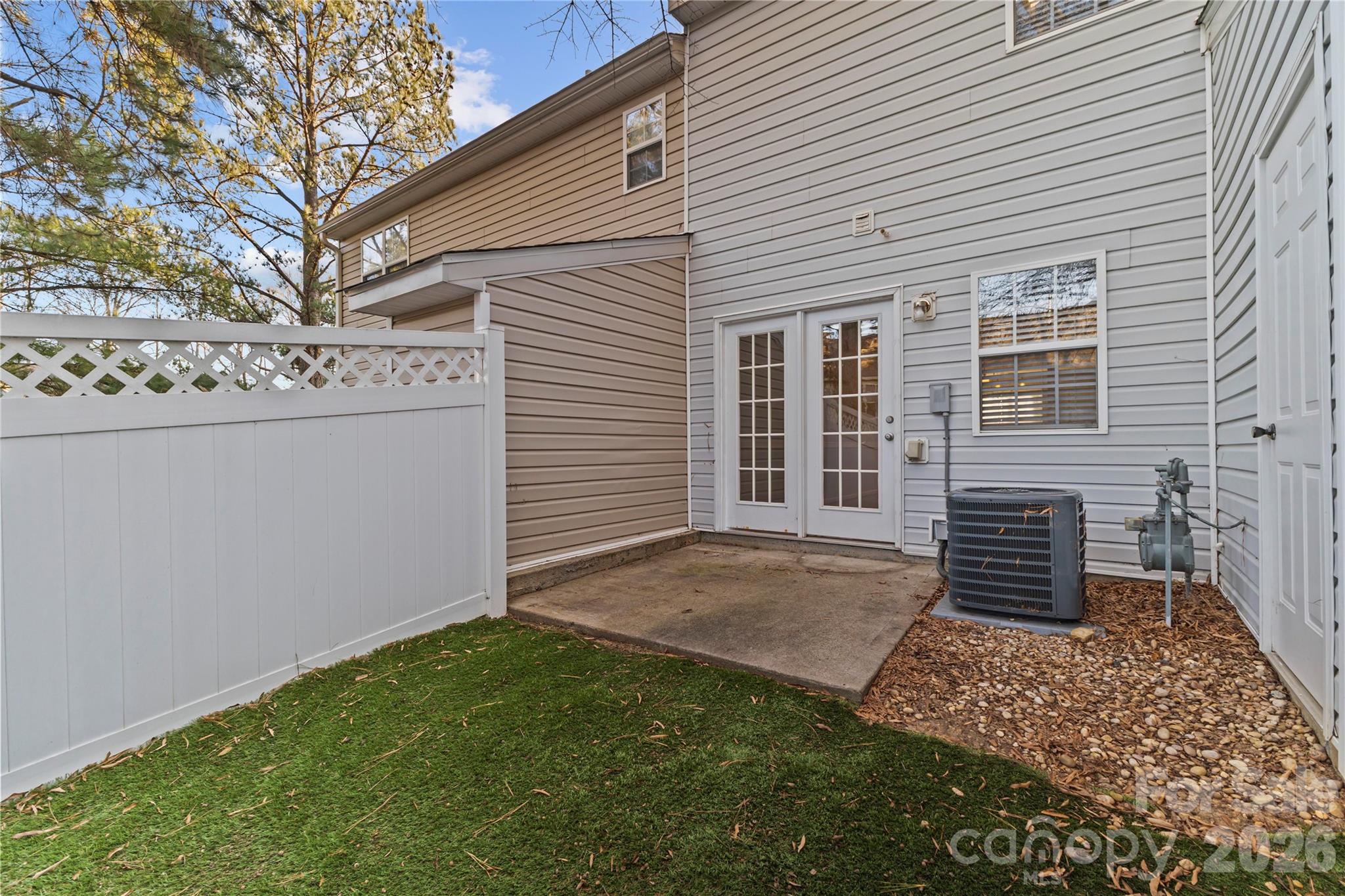 Holly Ridge - Residential