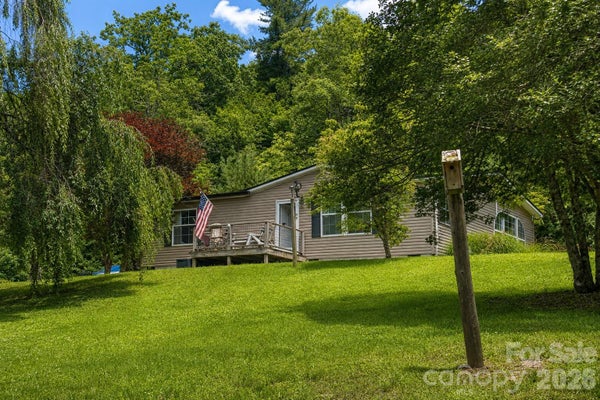 192 LADY BUG LN, PENROSE, NC 28766 - Image aeec51543a400c8a8599780e2d480266/2467723333