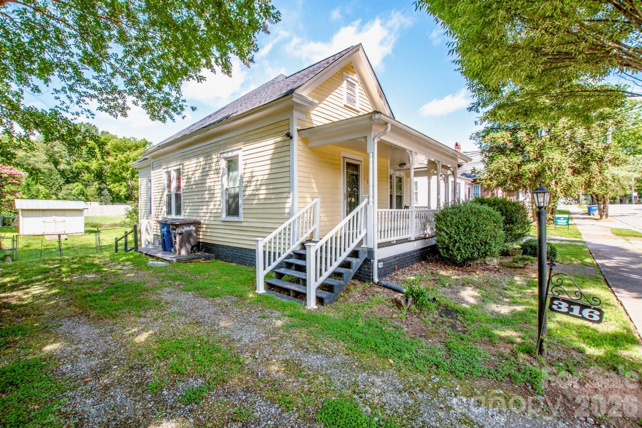 316 S Race Street