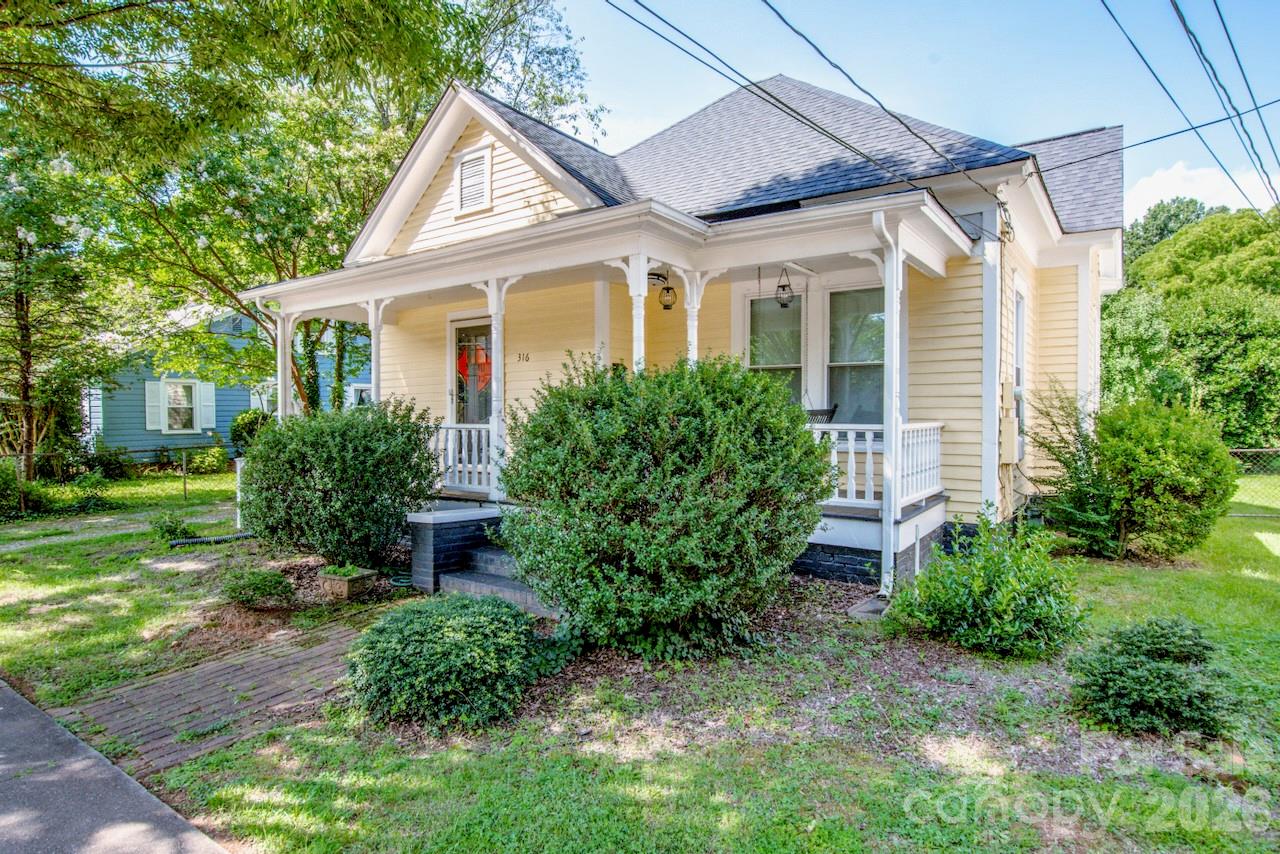 316 S Race Street