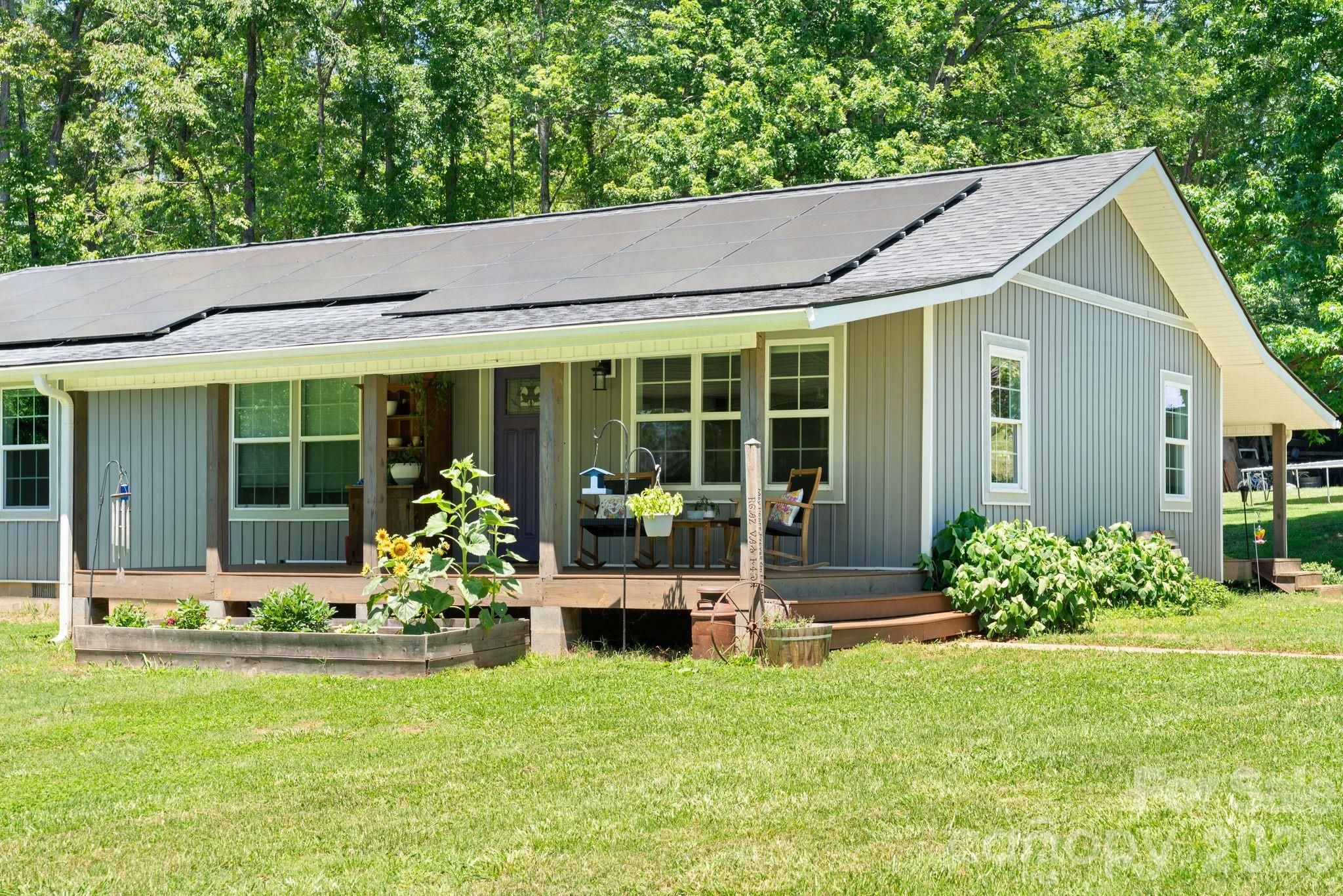 527 Floyd Blackwell Road