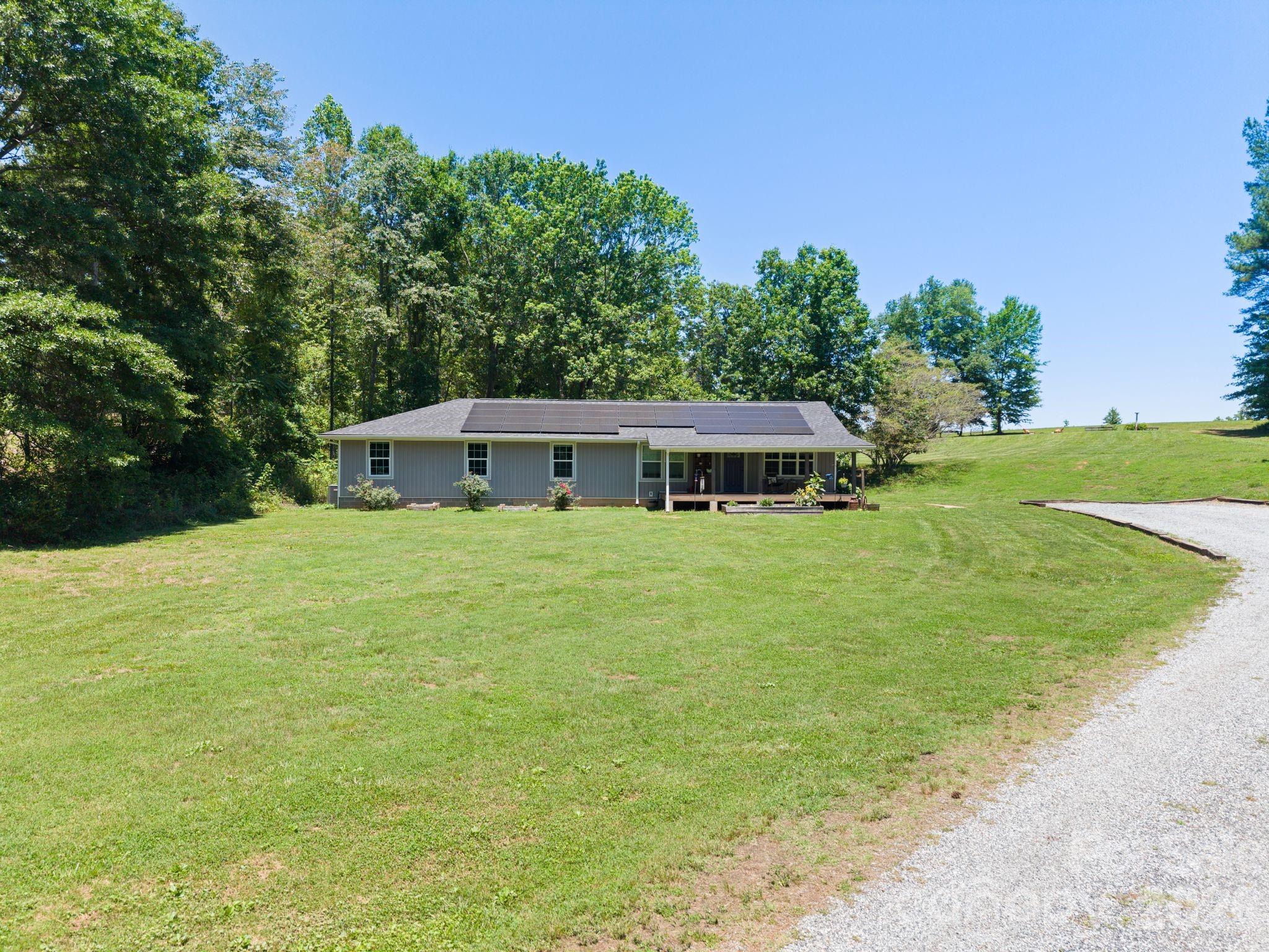 527 Floyd Blackwell Road