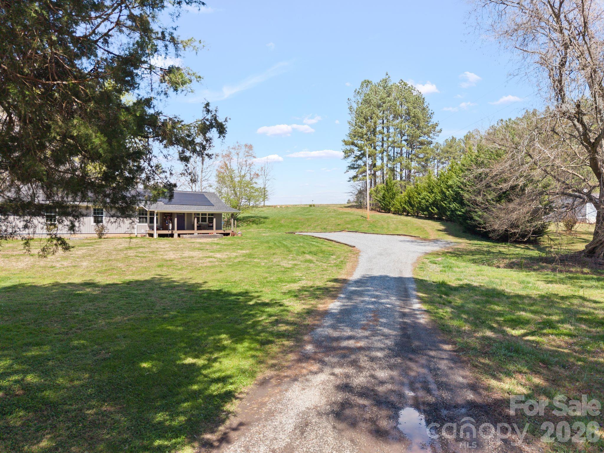 527 Floyd Blackwell Road