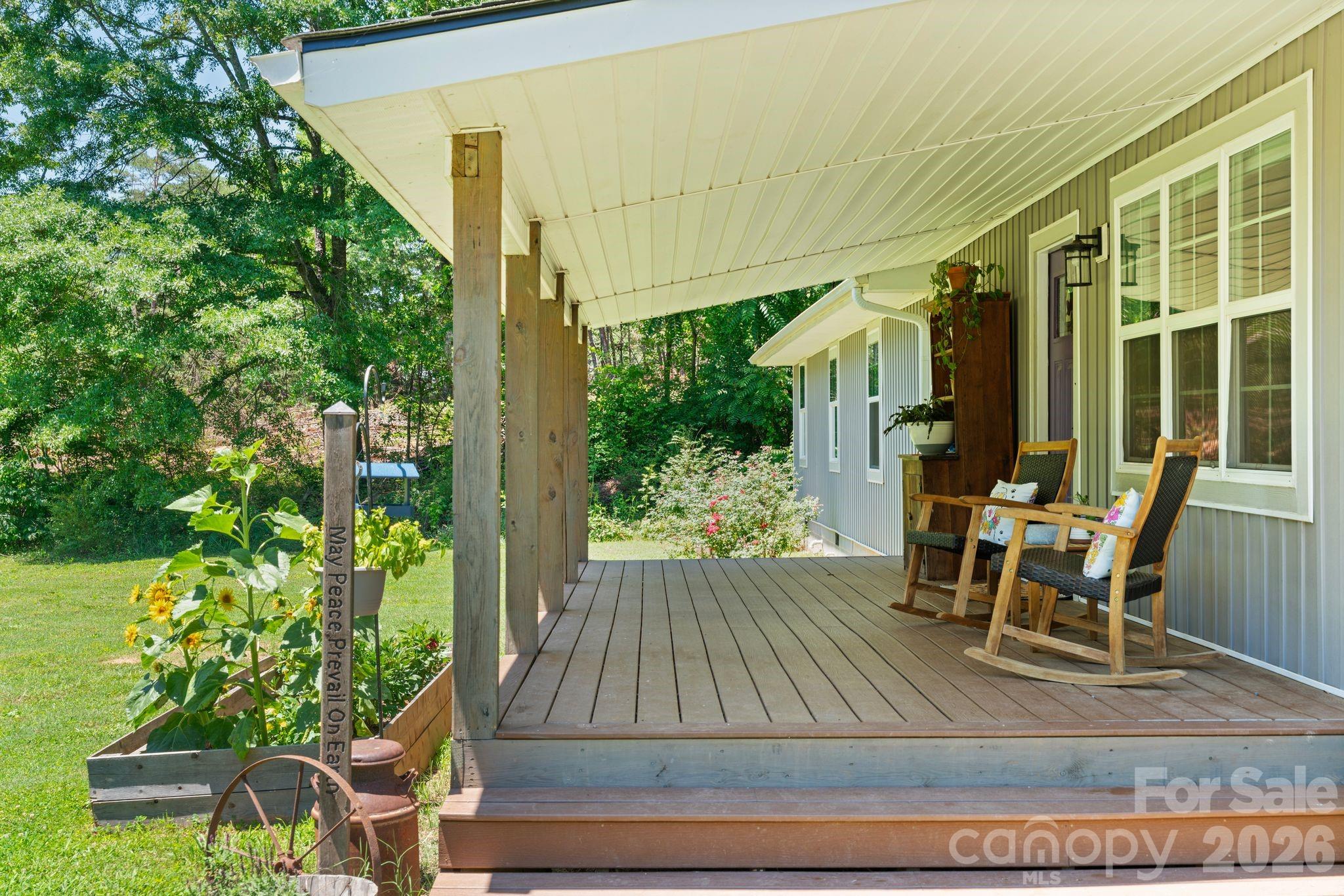 527 Floyd Blackwell Road
