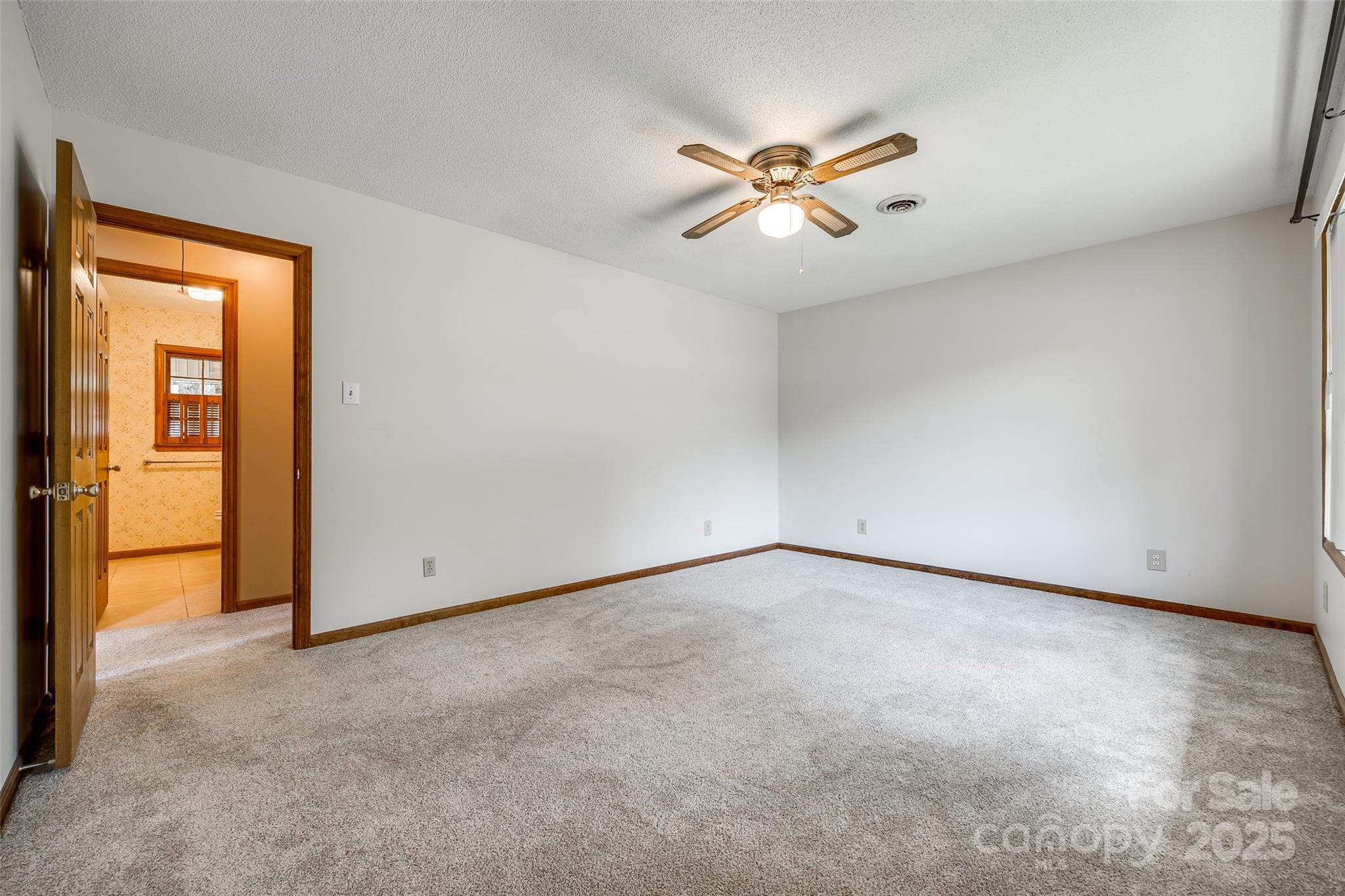 862 Eastwood Drive