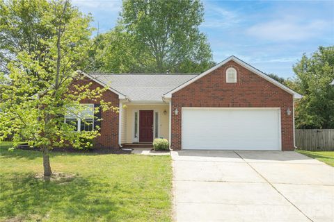 Photo of 3423 Continental Drive, Monroe, NC 28110 (MLS # 4368027)
