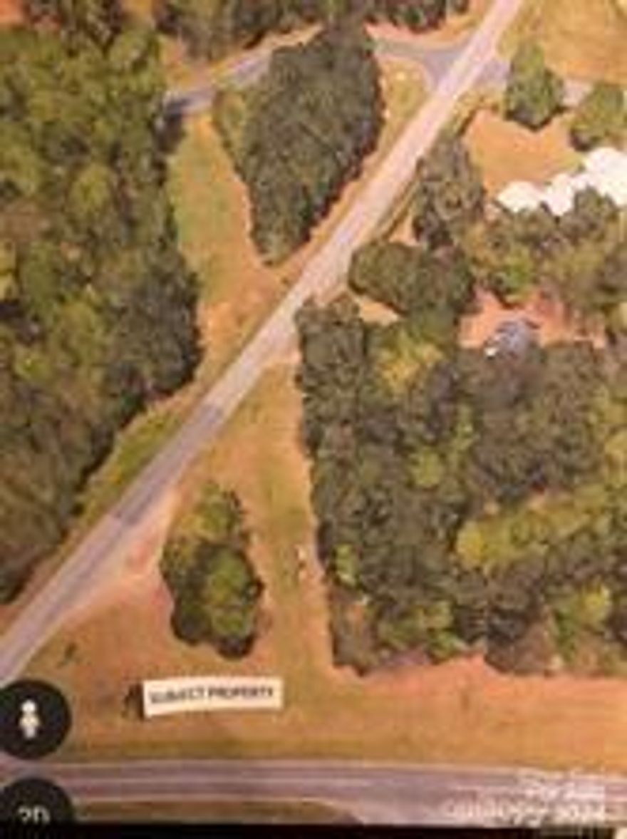 2.72 Acres Zoned Highway Business.  Prime location and visibility with lots of road frontage.  Corner of Oakridge Farm Hwy(150) and Overhead Bridge Road.