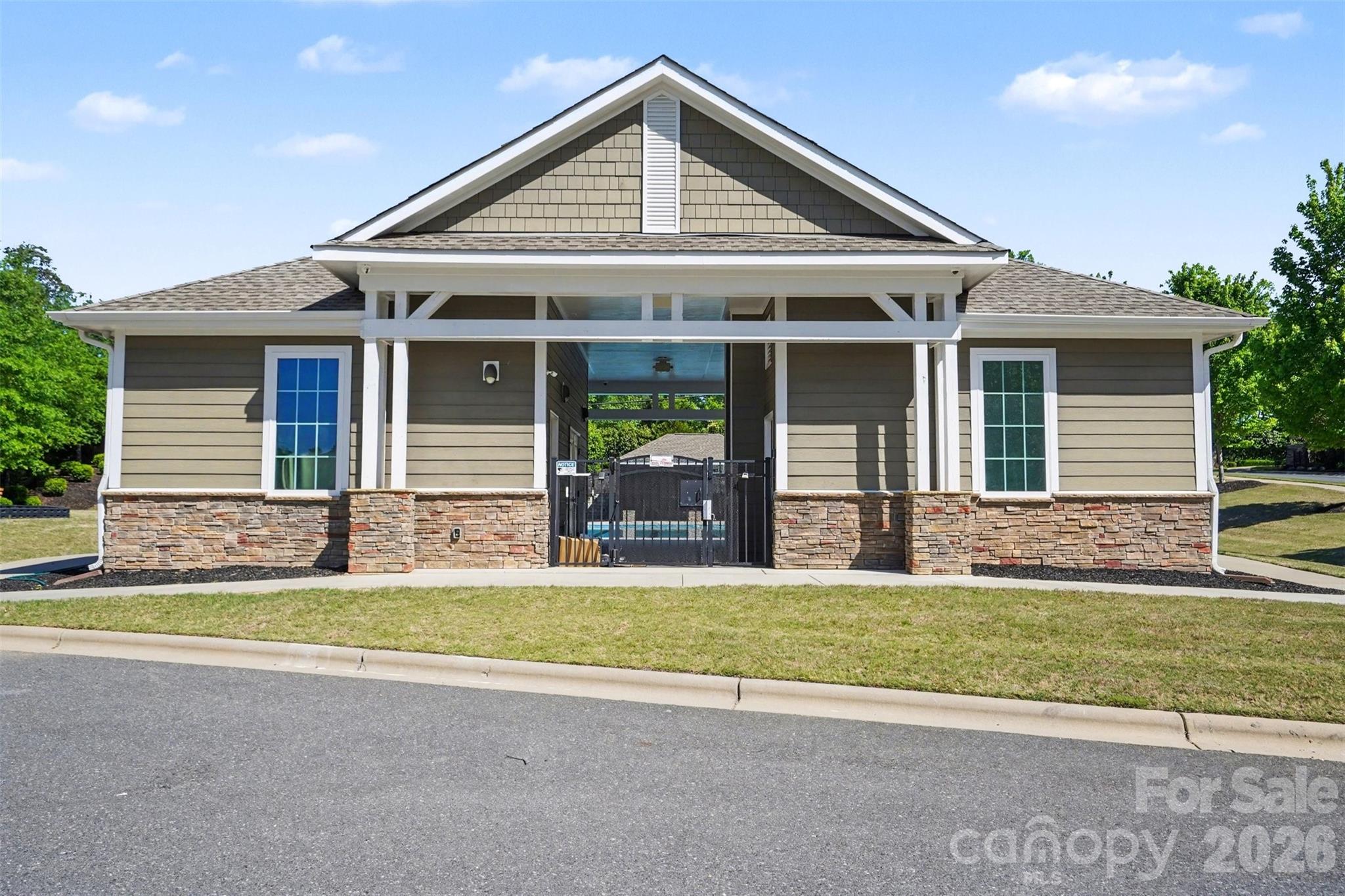 Southern Trace - Residential