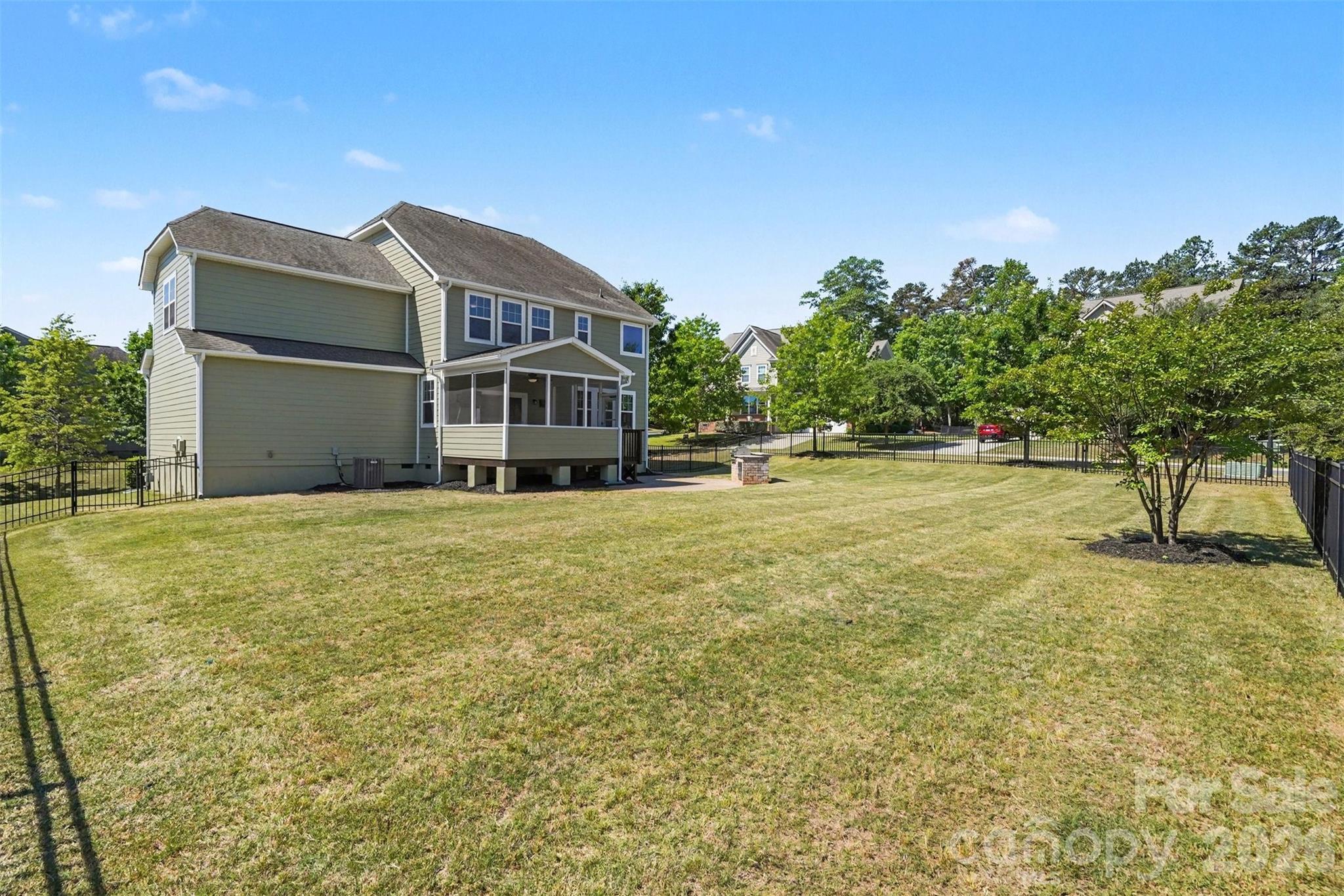 Southern Trace - Residential