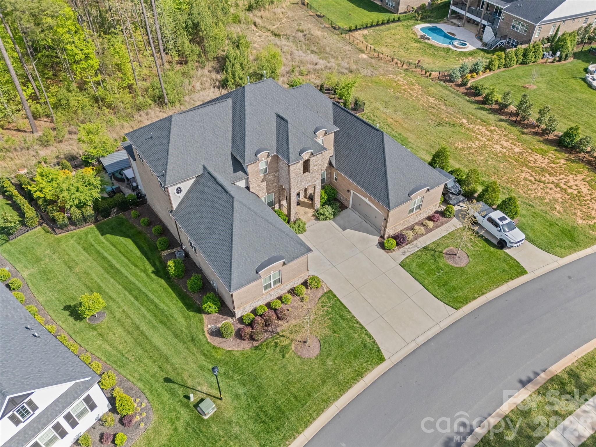 The Falls at Weddington - Residential