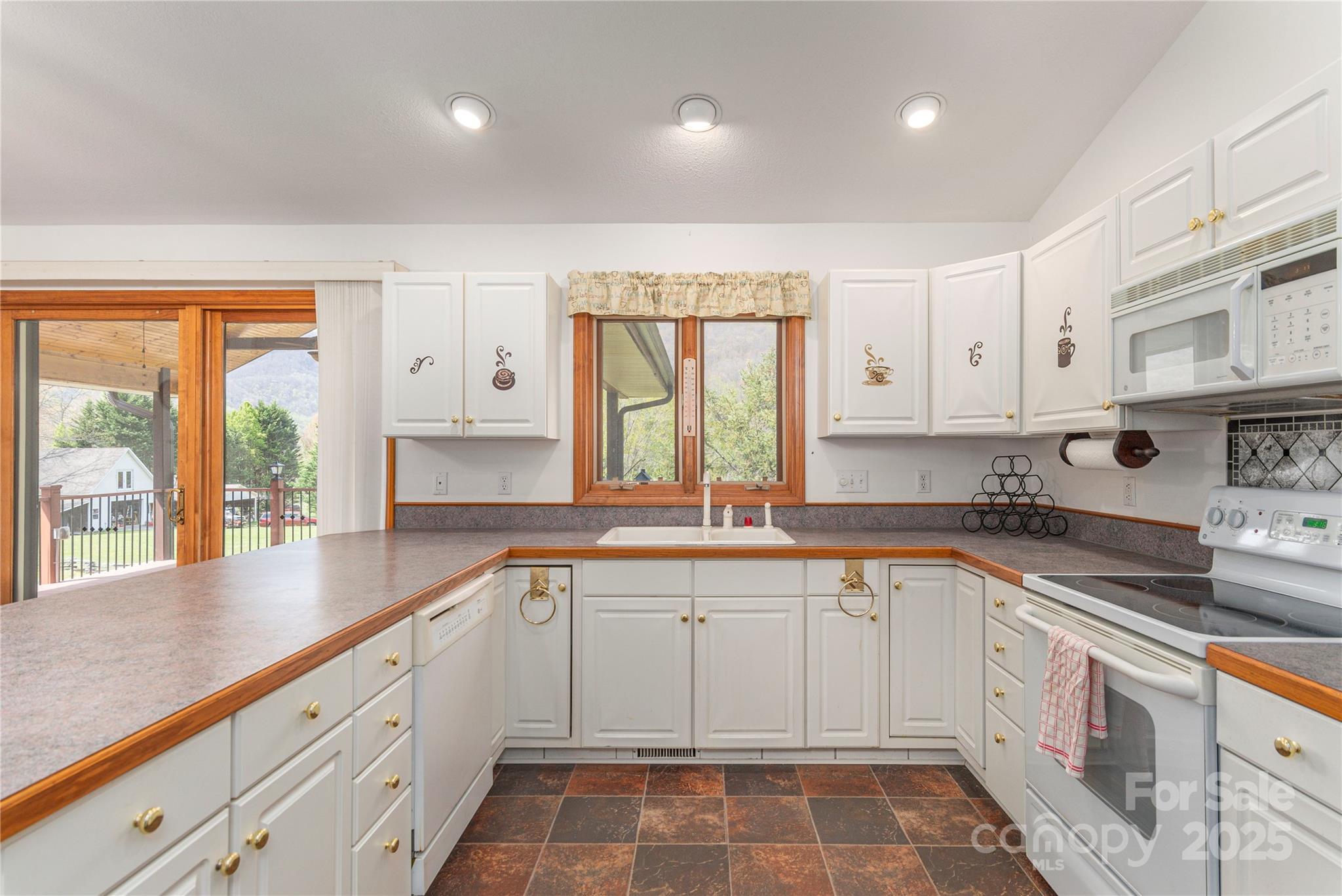 Ivy Hill - Residential