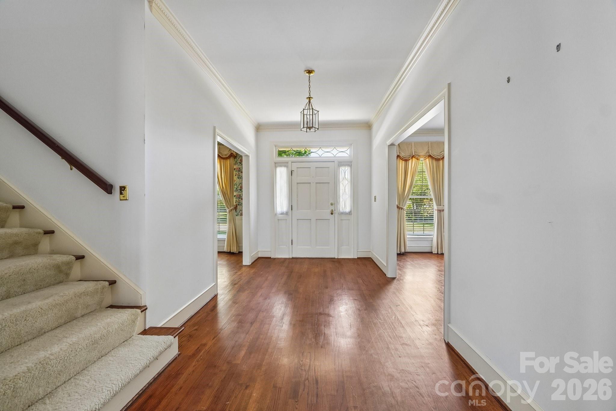 2231 Richardson Drive