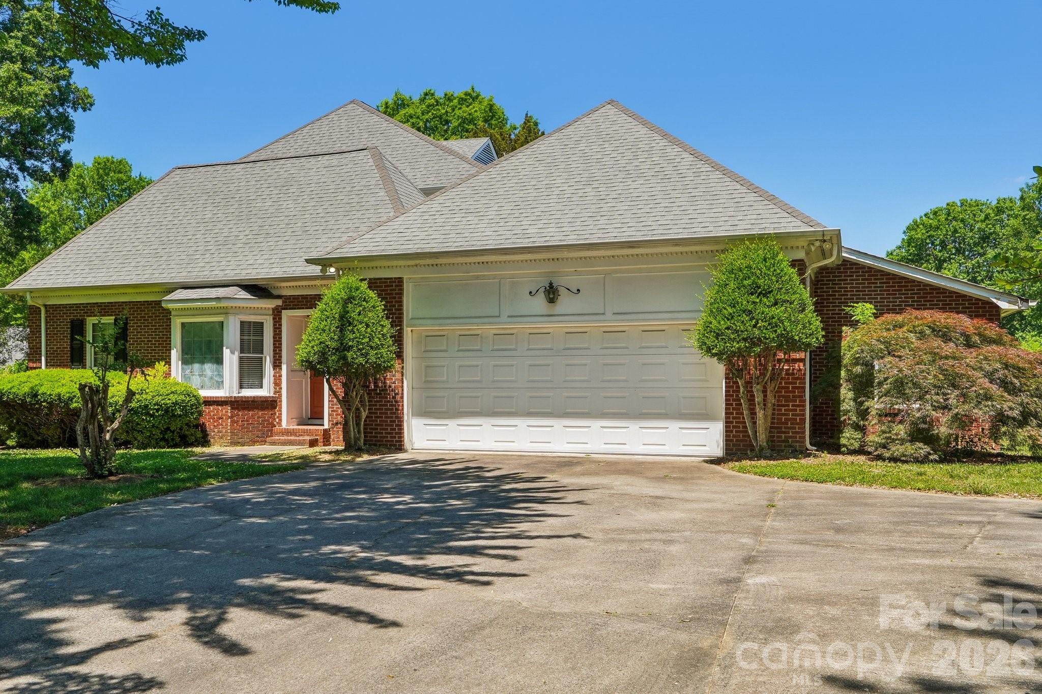 Deering Oaks - Residential
