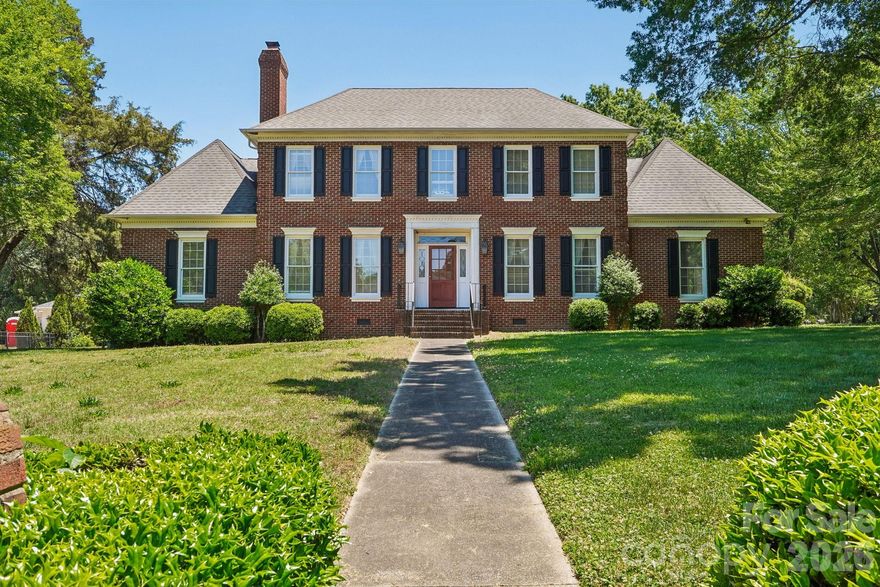 Set within the highly sought-after Deering Oaks community, this stately Georgian-style all-brick home presents a rare opportunity on a spacious .73-acre corner lot tucked within a cul-de-sac setting. Offering 5 bedrooms, 4.5 bathrooms, and timeless architectural character, the home is filled with potential for its next chapter. Inside, large windows invite abundant natural light while vaulted ceilings accented with rich dark oak beams create warmth and character throughout the living spaces.

The expansive lot provides room to enjoy today while offering flexibility for the future. An unfinished attic space above the attached 2-car garage adds even more opportunity for expansion, storage, or customization. Ideally located less than 5 minutes to SouthPark and approximately 15 minutes to Uptown Charlotte.

Being sold as-is, this is a unique opportunity to restore the home’s original character, reimagine the existing space, or explore new possibilities in one of Charlotte’s most established locations!