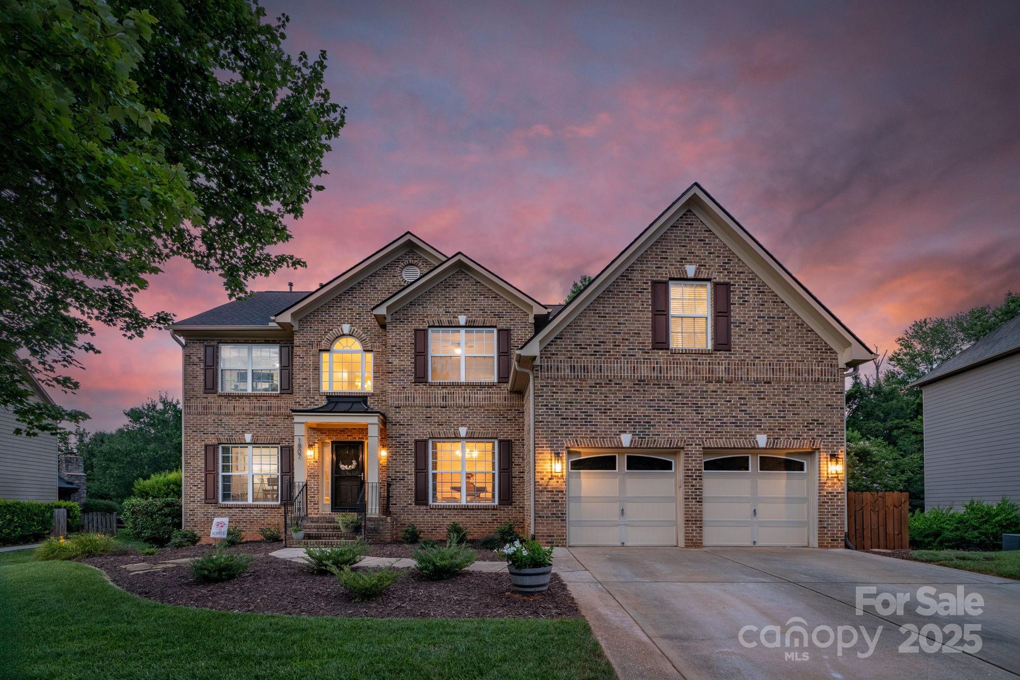 1807 Robbins Meadows Drive
