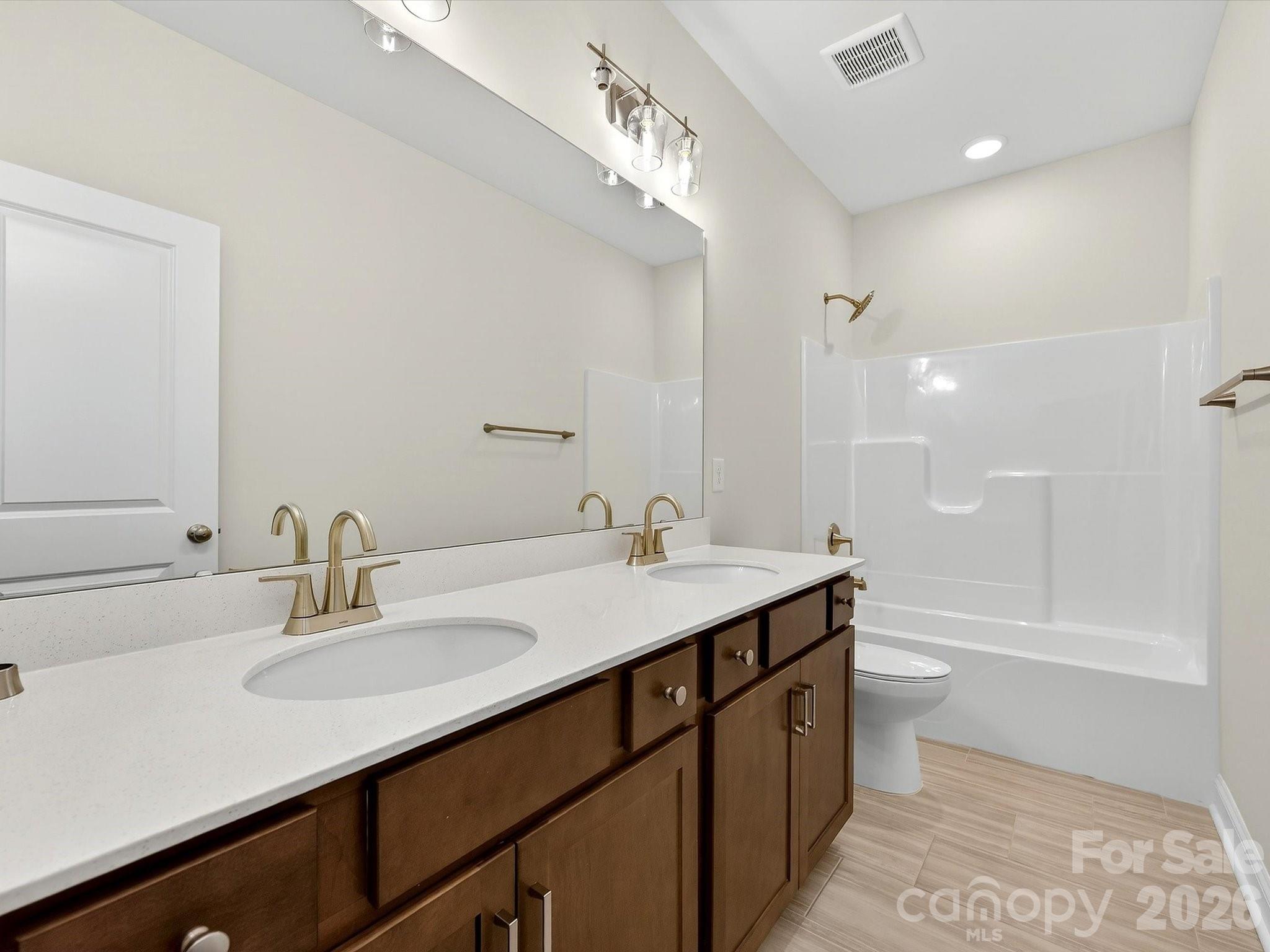 Hardy Pond - Residential