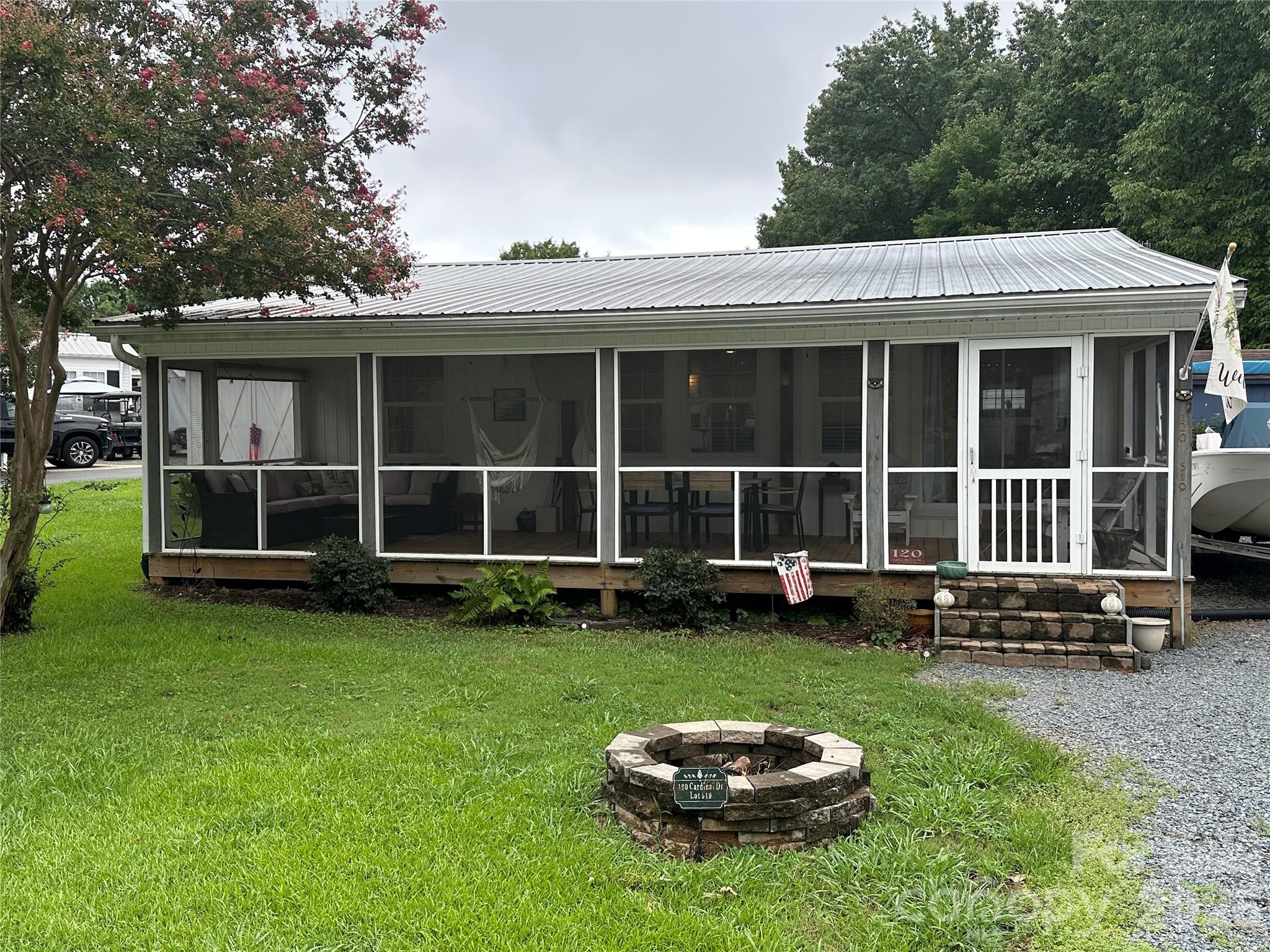 120 Cardinal Drive, New London, NC, 28127