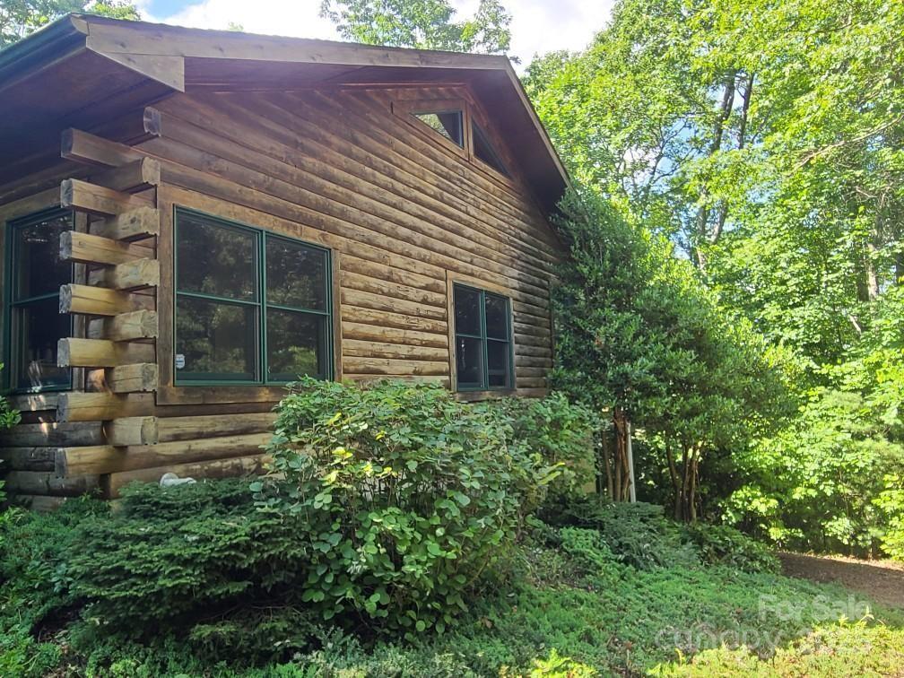 3058 Golden Road