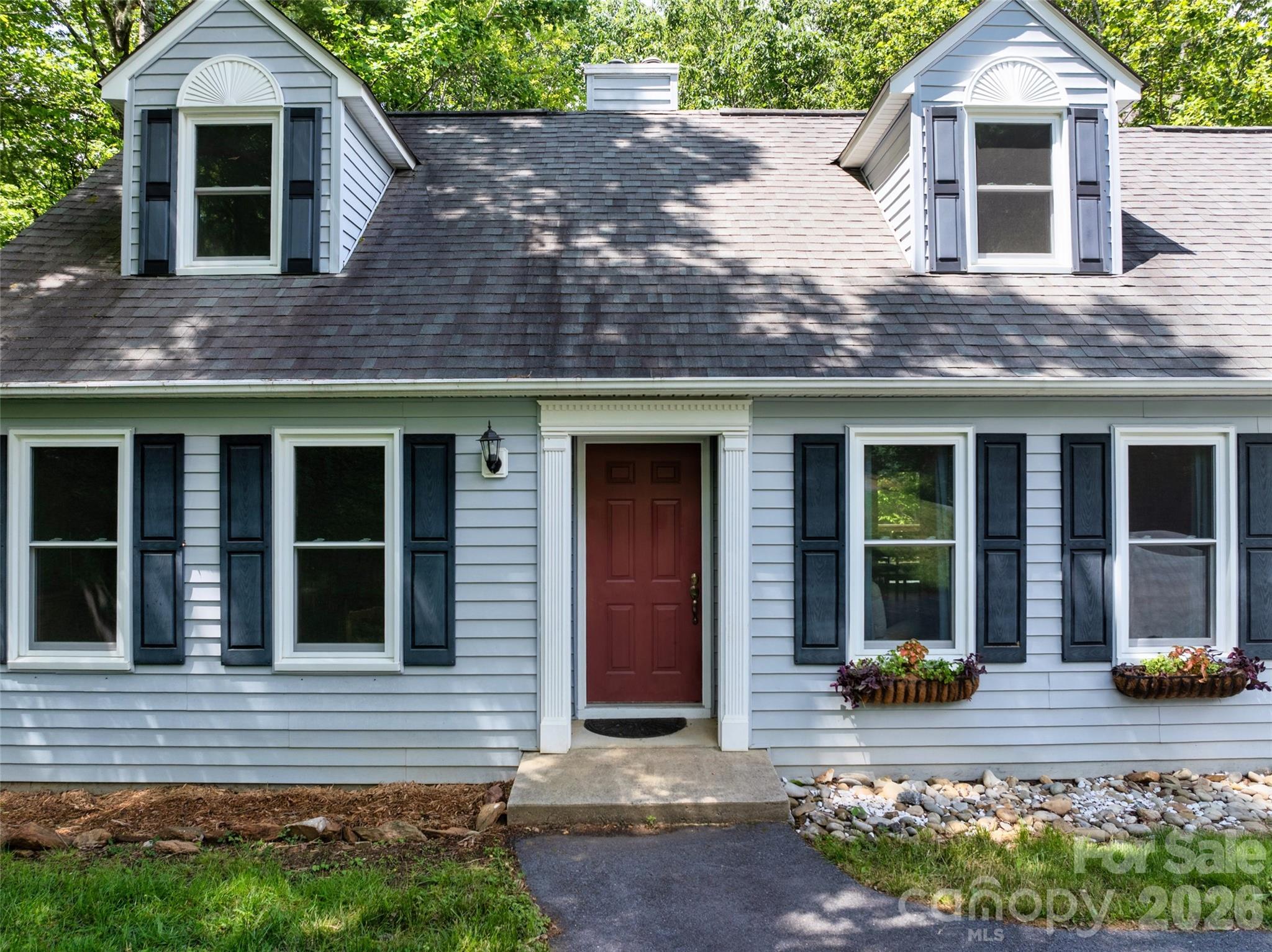 18 Tarragon Place