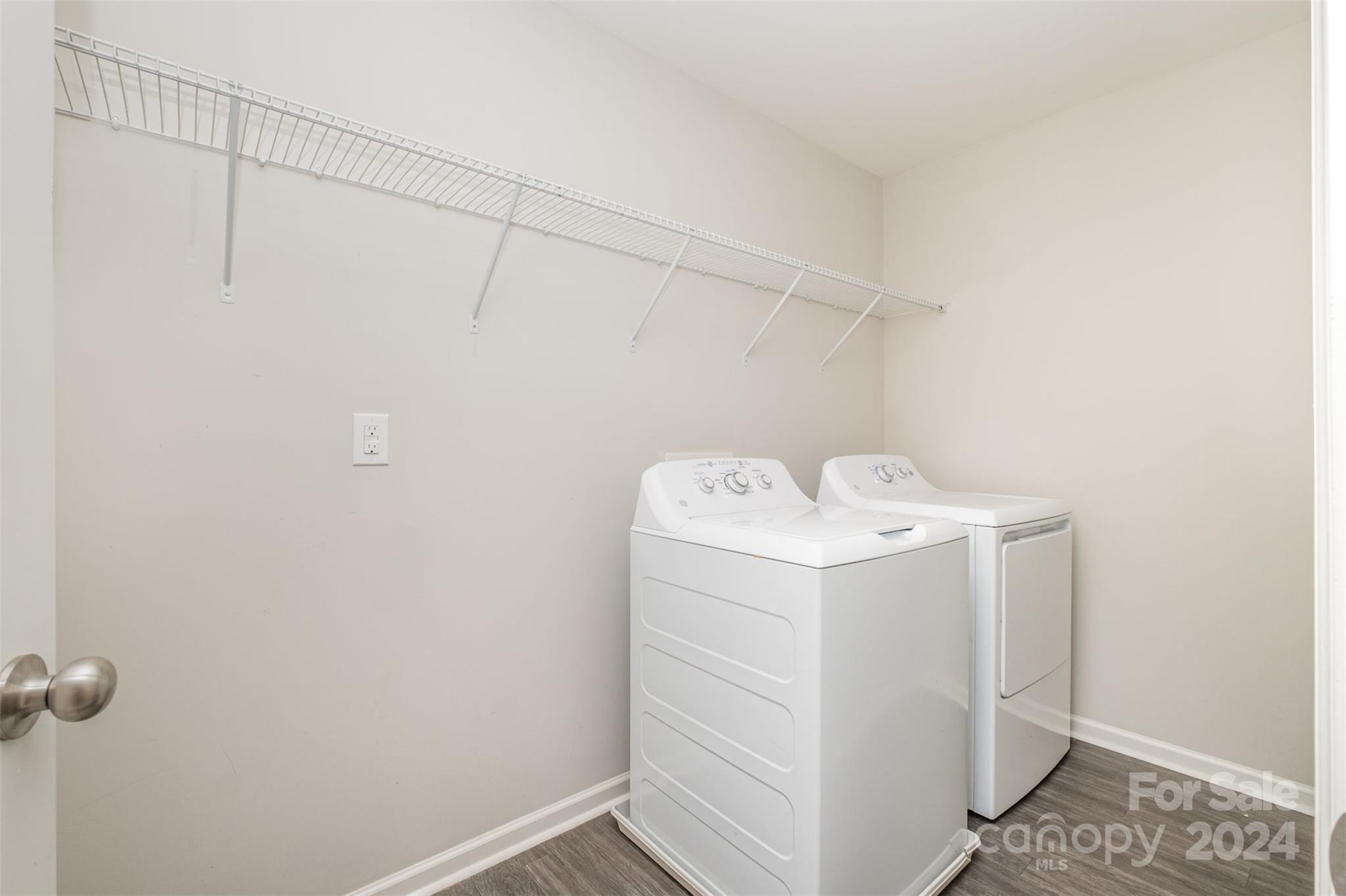 Fox Creek - Residential