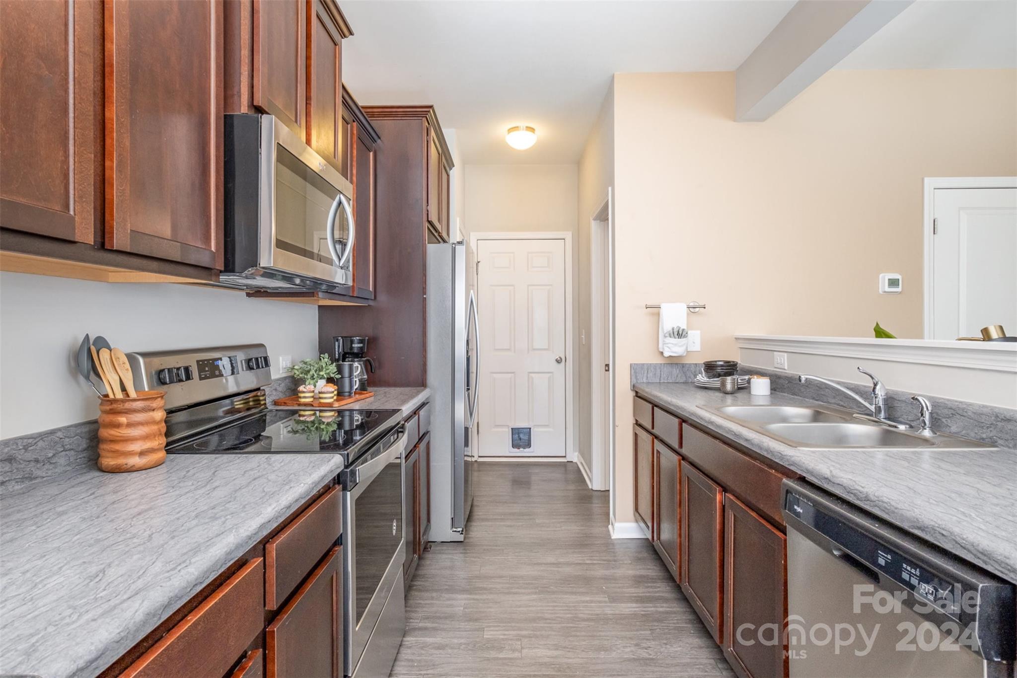 Fox Creek - Residential