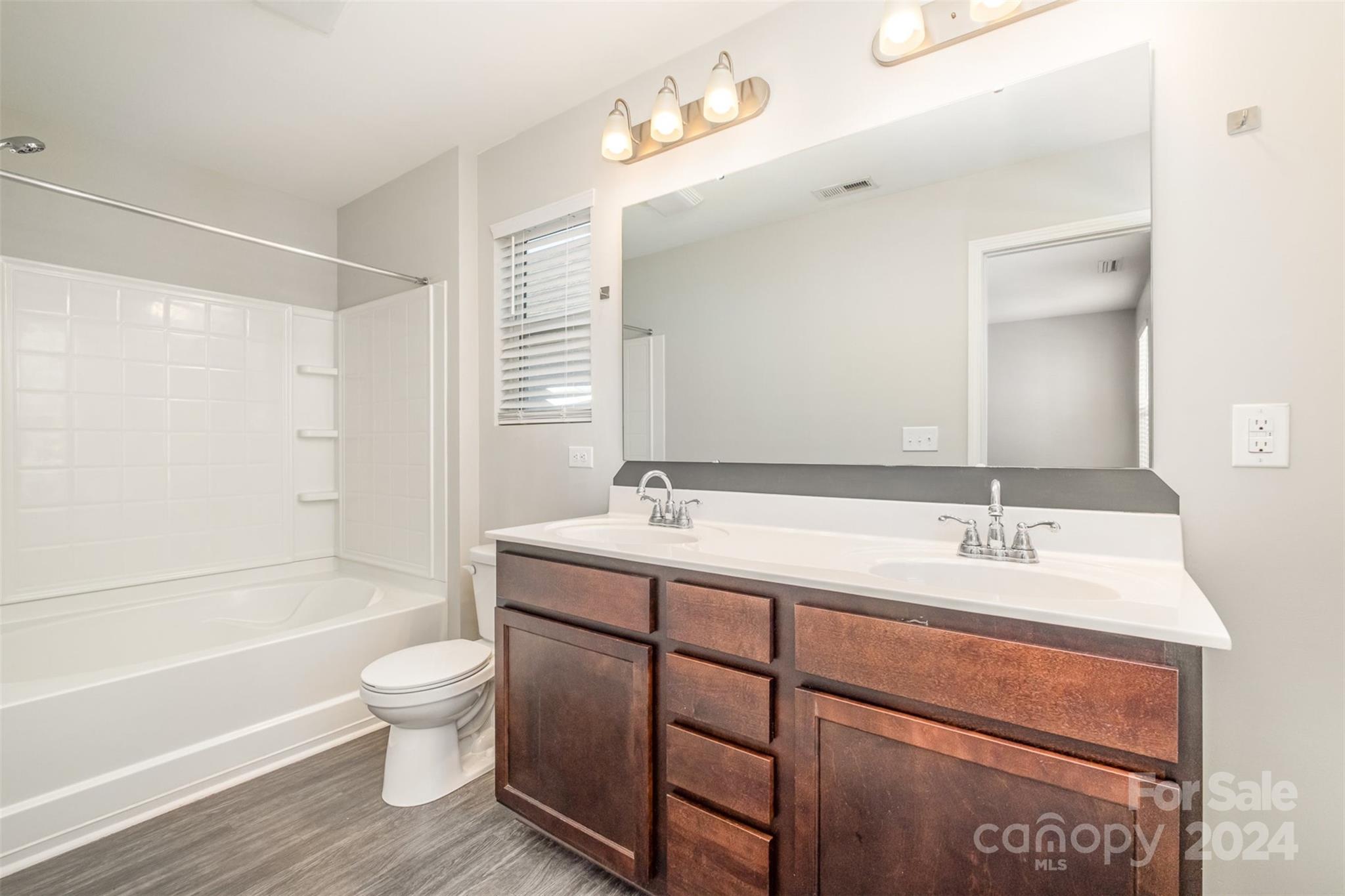 Fox Creek - Residential