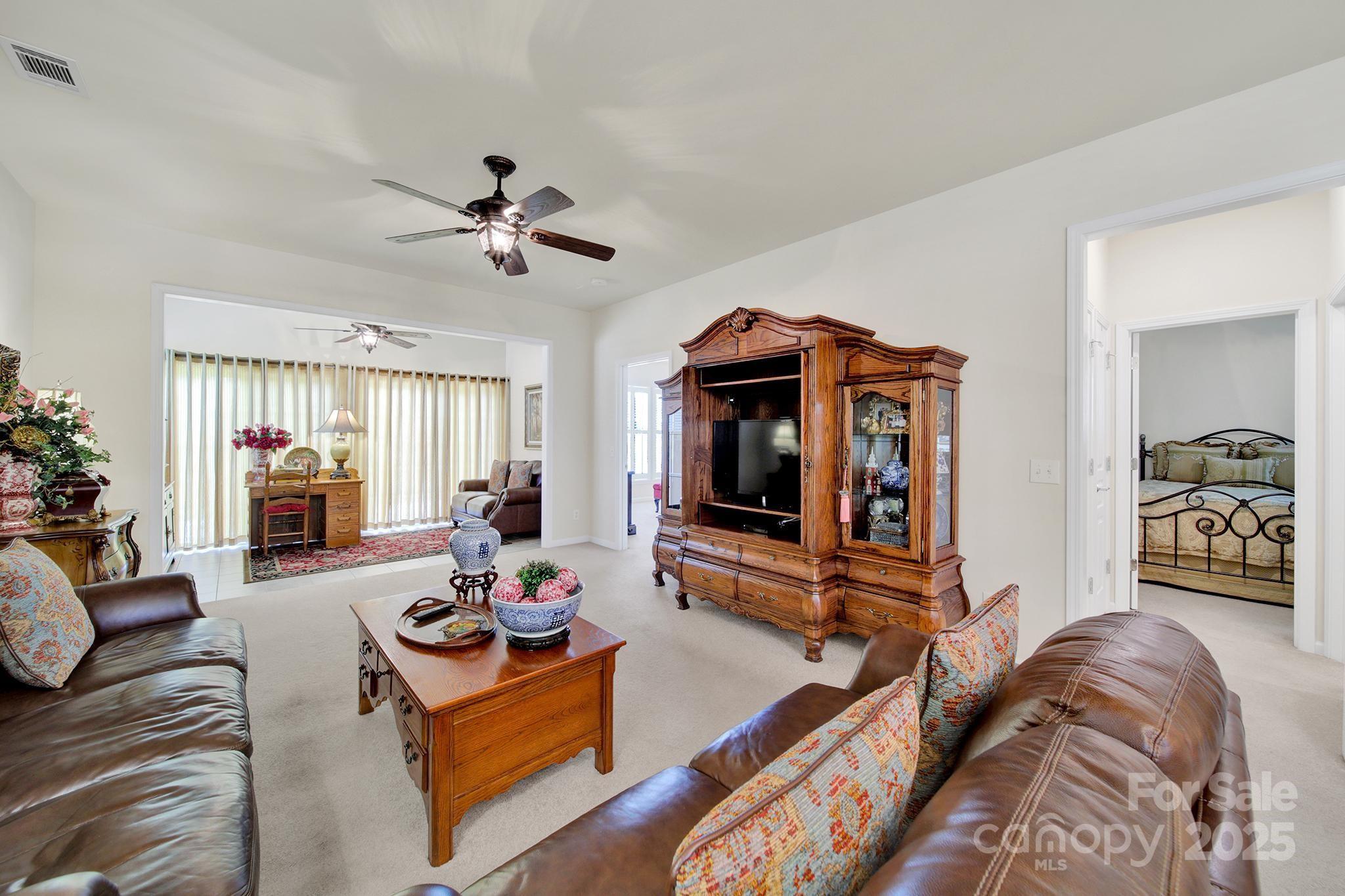 Sun City Carolina Lakes - Residential