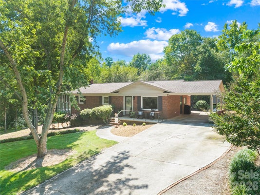 184 HILLSDALE LN, TAYLORSVILLE, NC 28681 - Image aefc8f7376bfa3bad094d19568c82365/2176867198