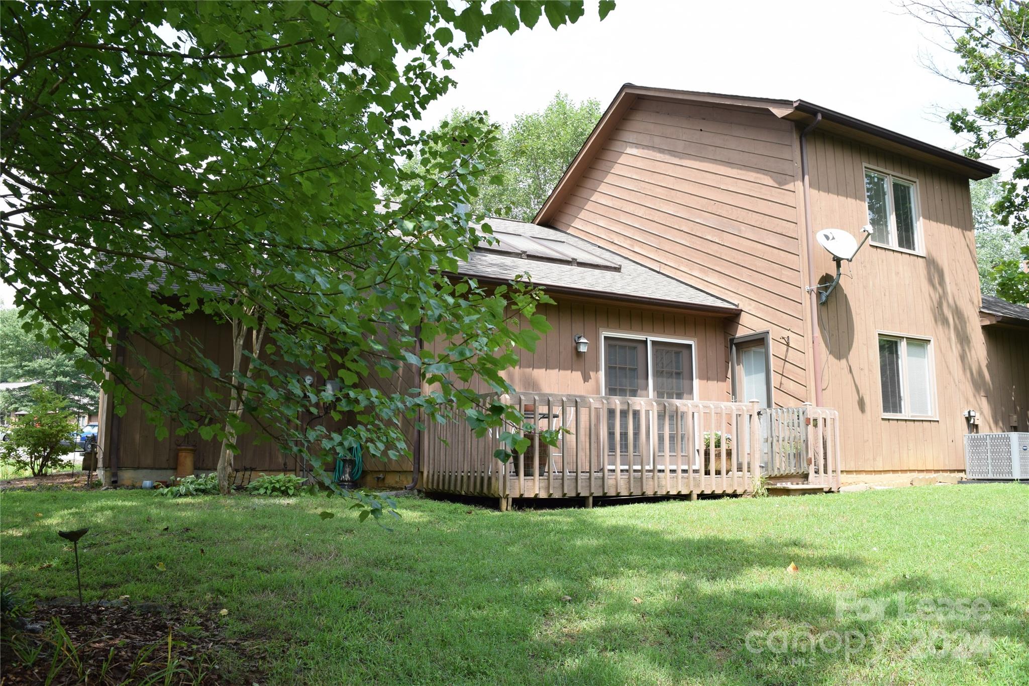 Huntington Woods Townhouses - Residential Lease