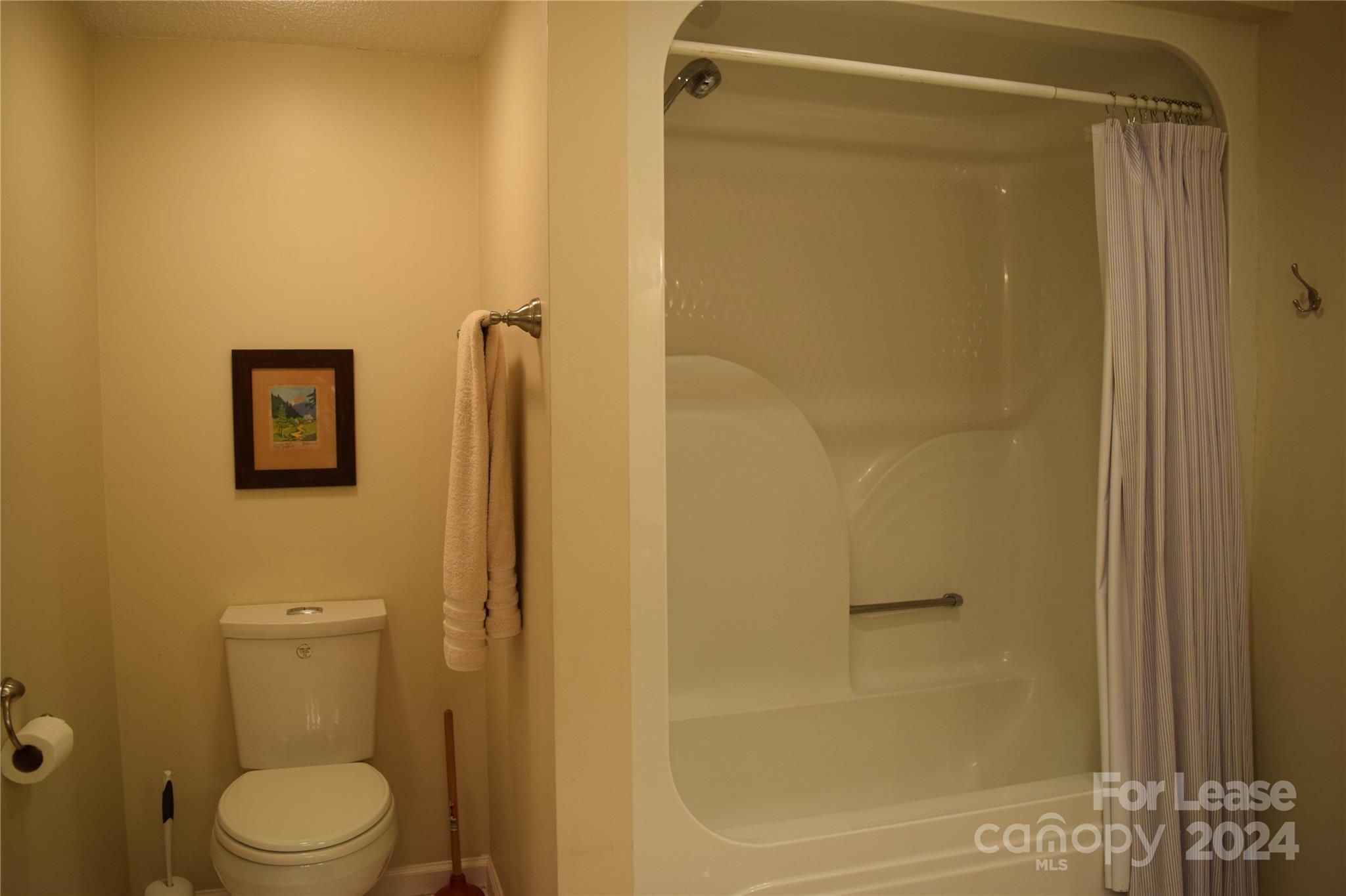 Huntington Woods Townhouses - Residential Lease