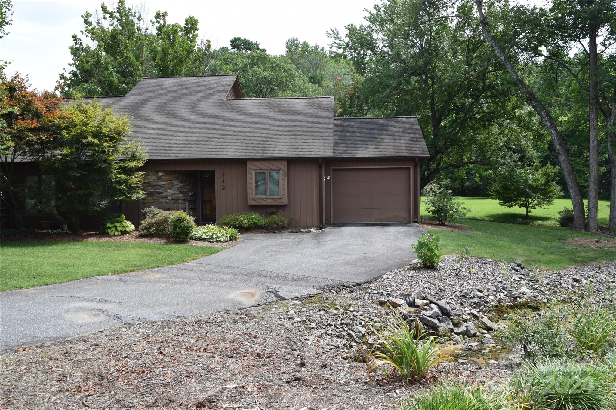 Huntington Woods Townhouses - Residential Lease