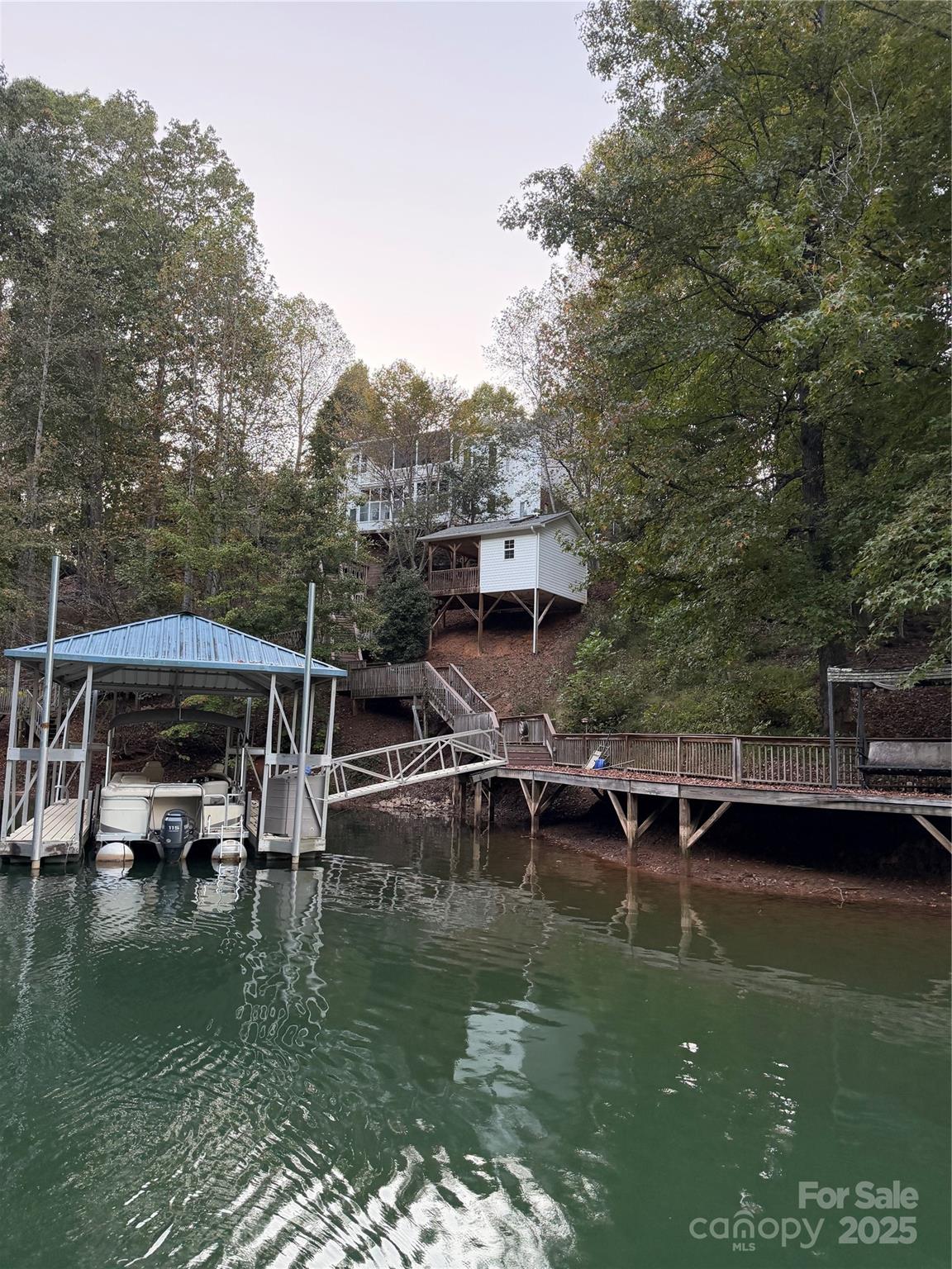 Lake View Estate - Residential