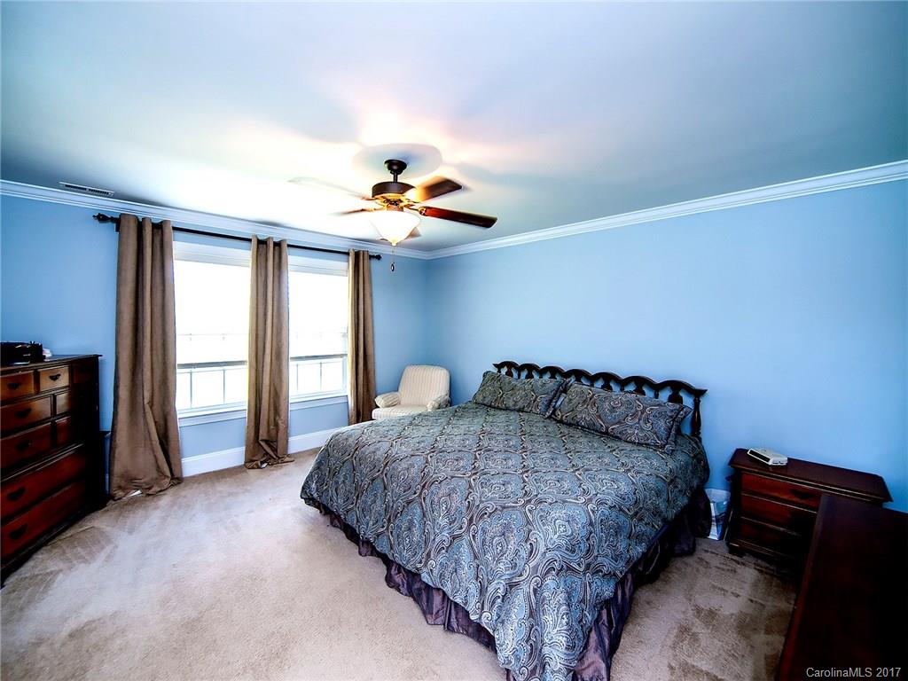 Autumn Cove at Lake Wylie - Residential