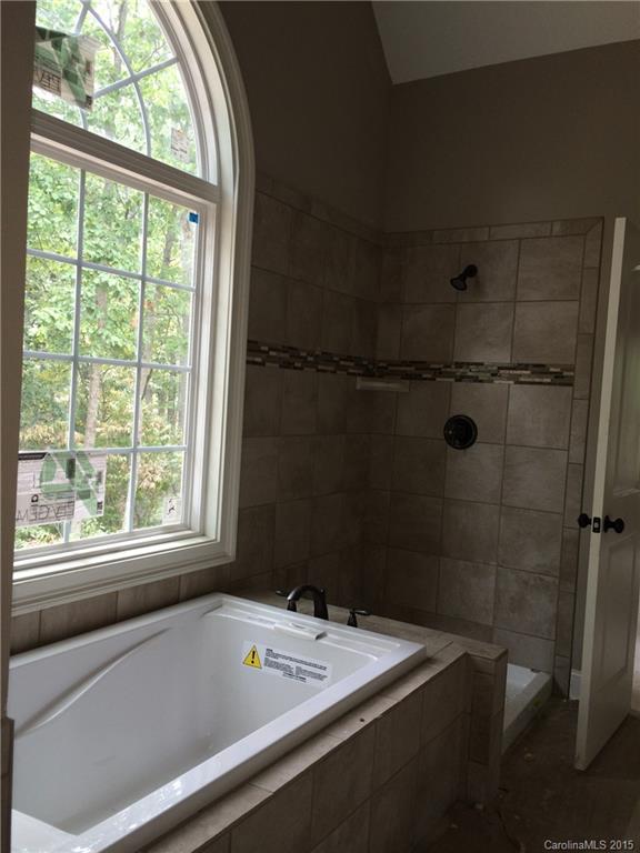 Ashland Oaks - Residential