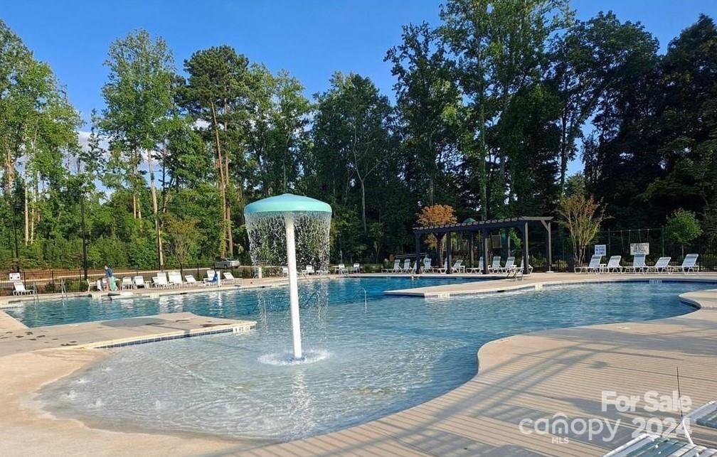 Ivy Ridge - Residential