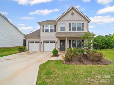 Photo of 10096 Jack Nicklaus Drive, Lancaster, SC 29720 (MLS # 4290896)