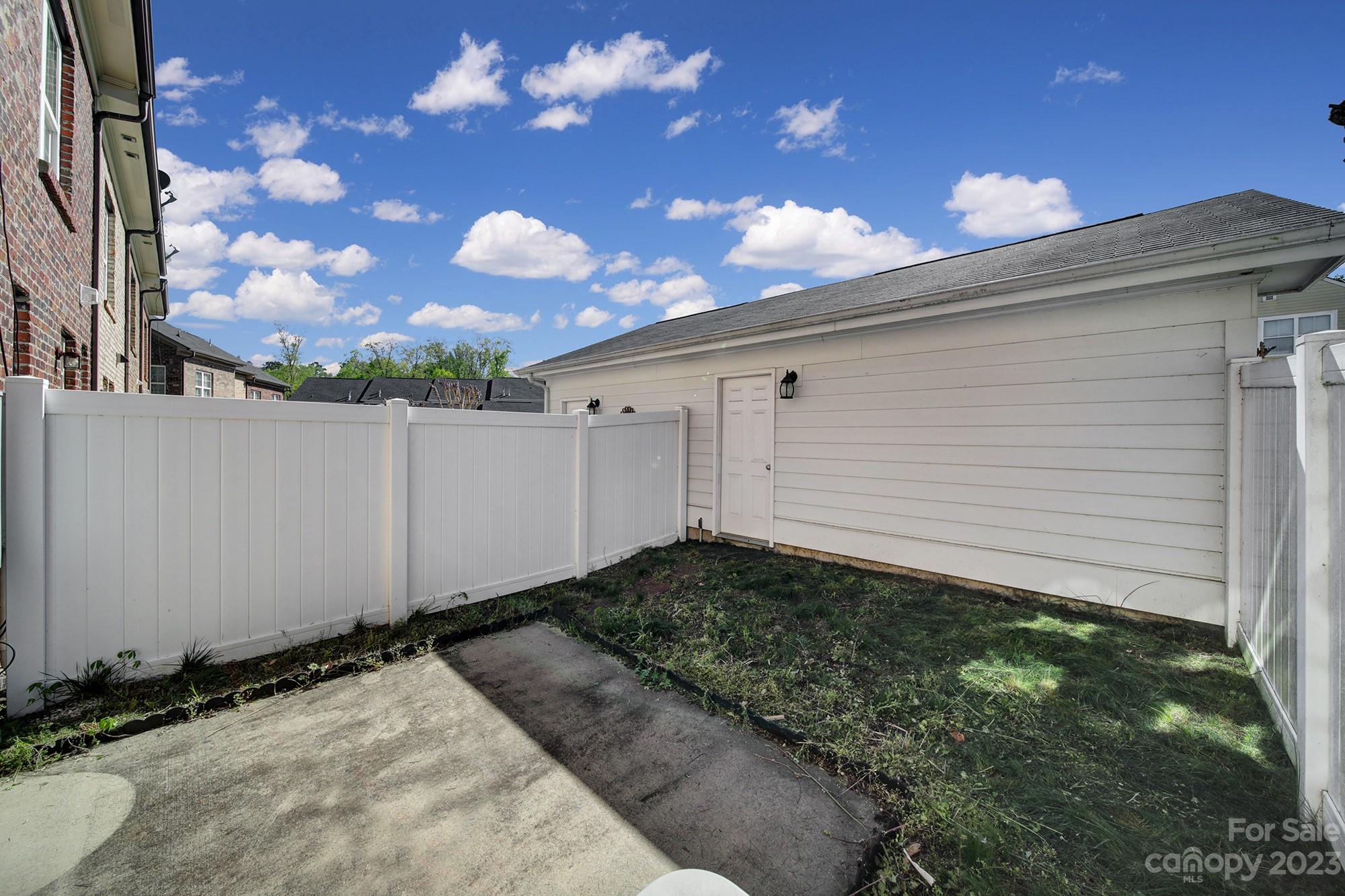 Summers Walk - Residential