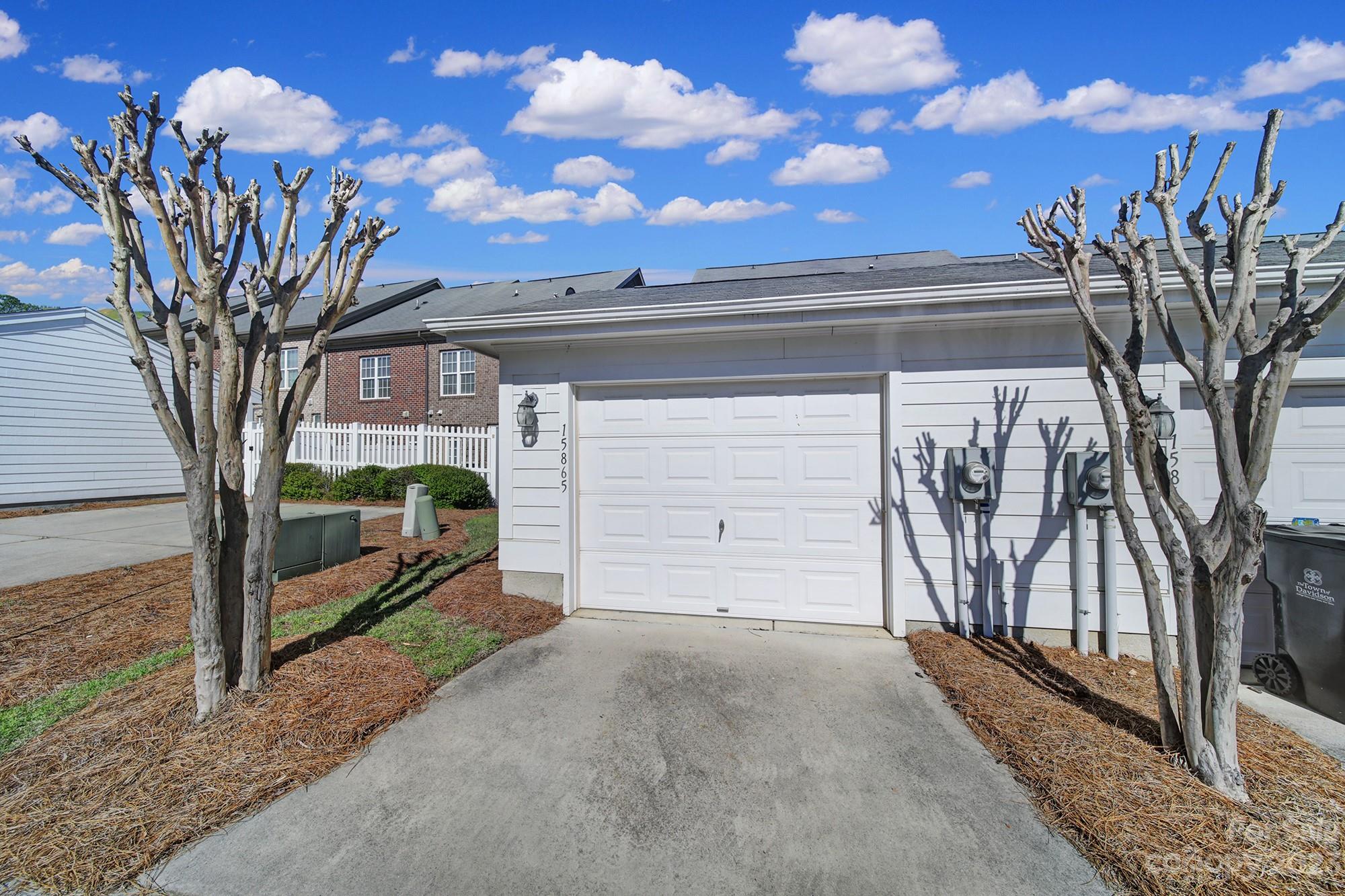 Summers Walk - Residential