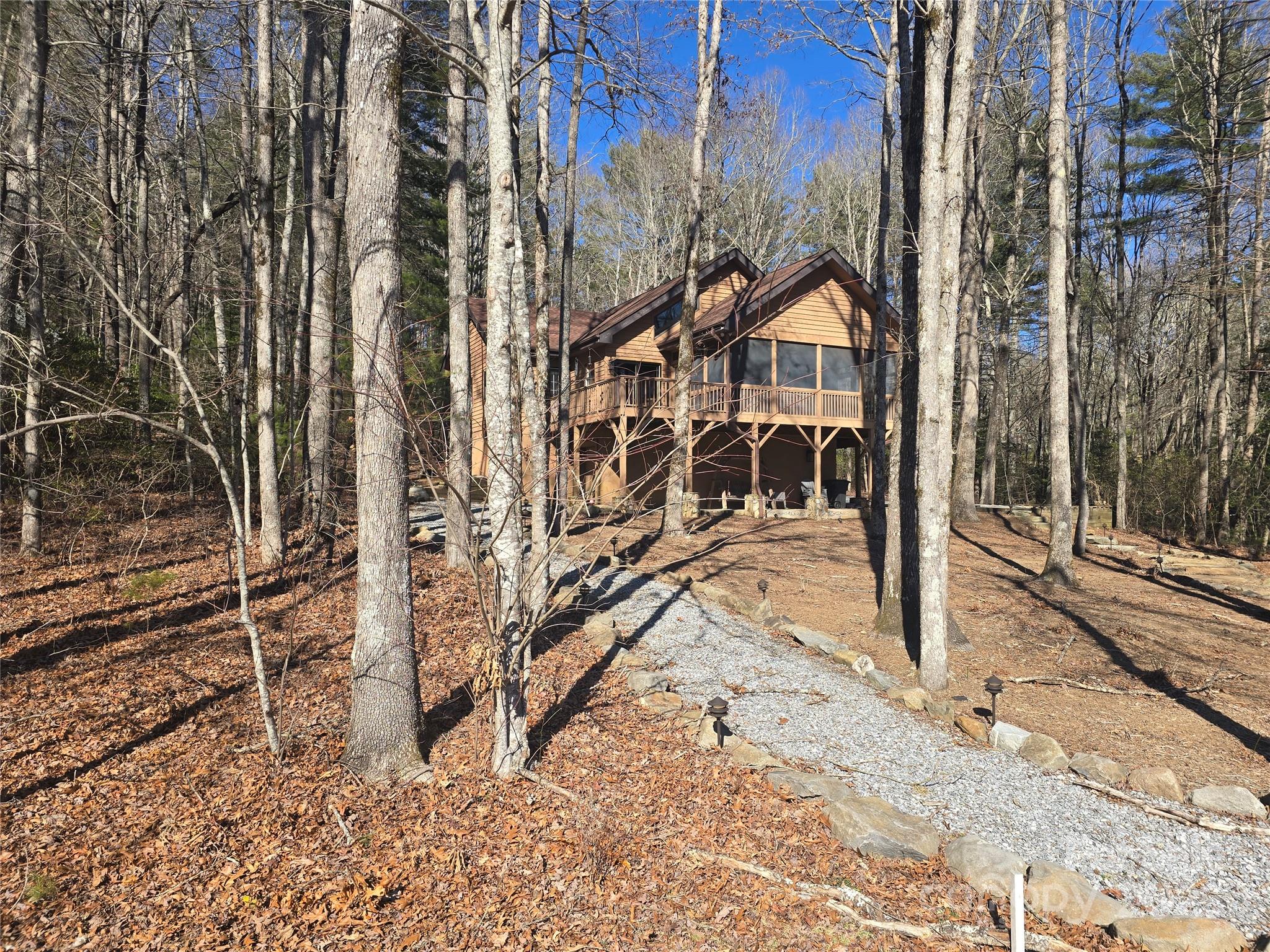 662 Cherokee Point
