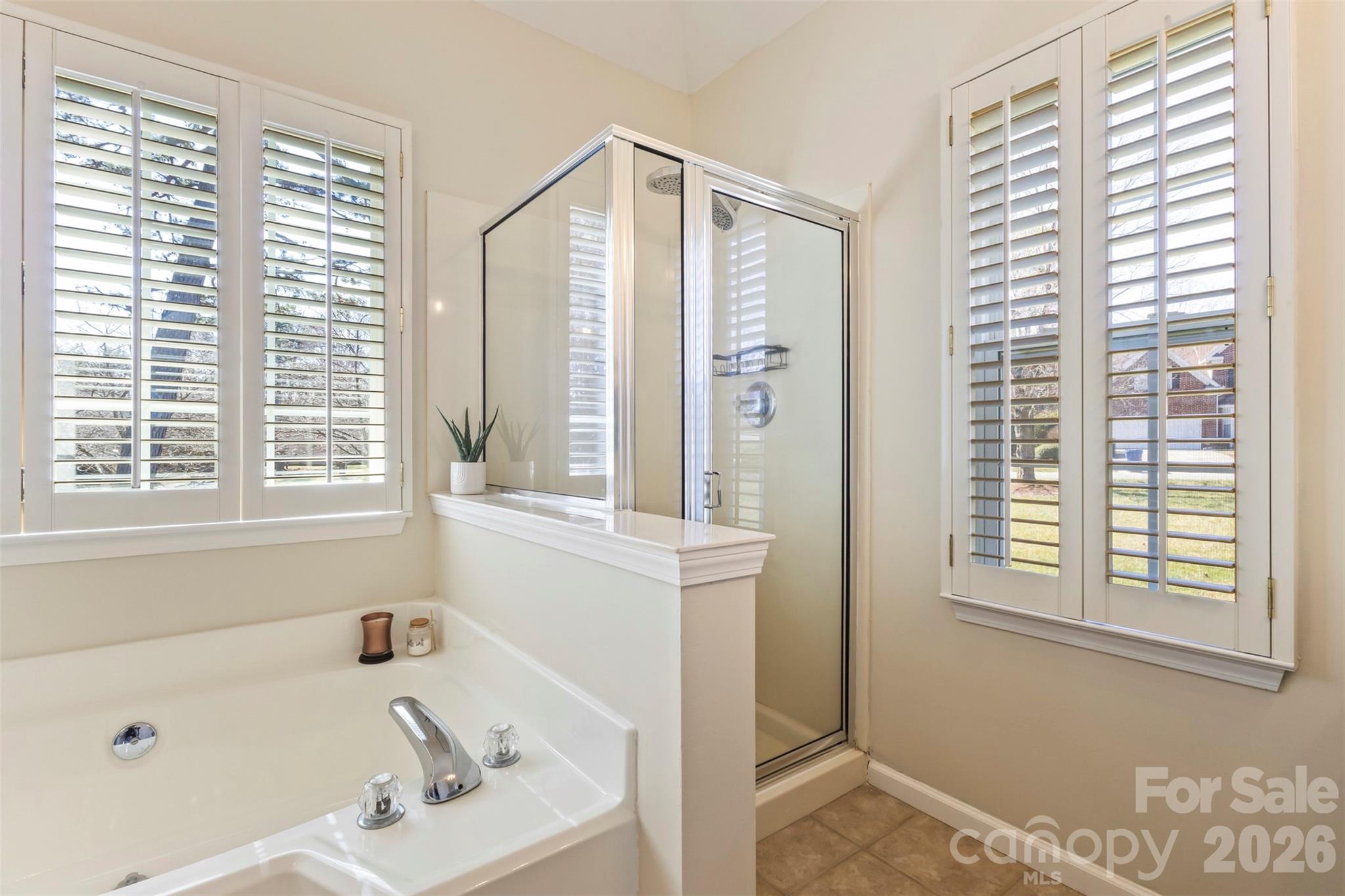 Gates At Waterside - Residential