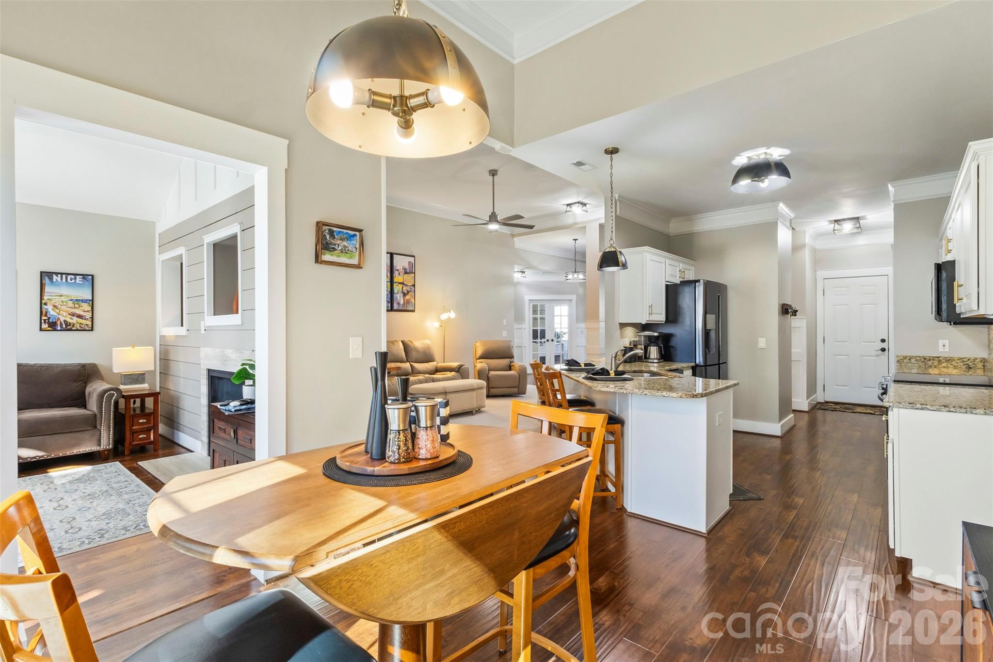 Gates At Waterside - Residential