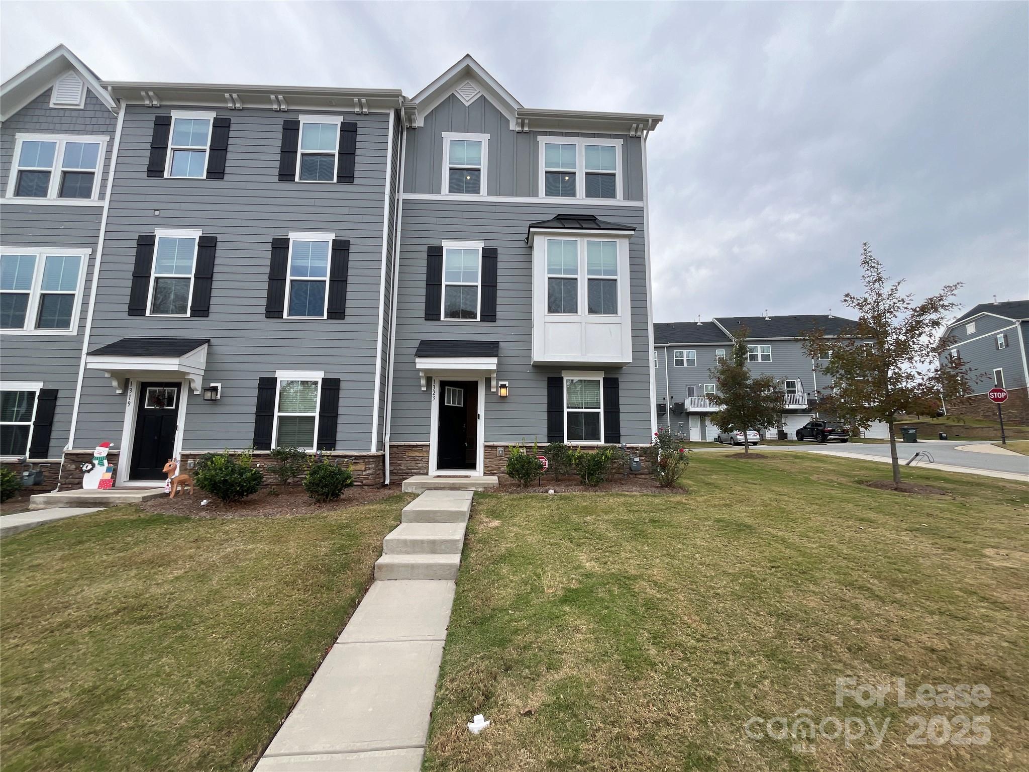 Riverbend - Residential Lease