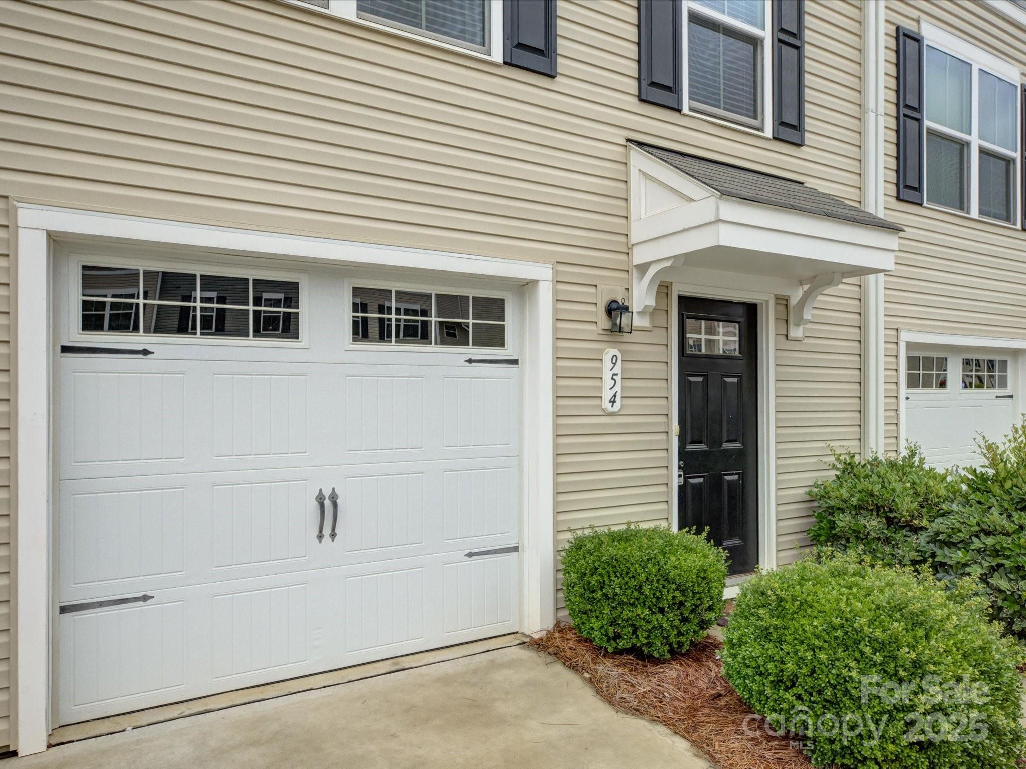 954 Taybyn Road